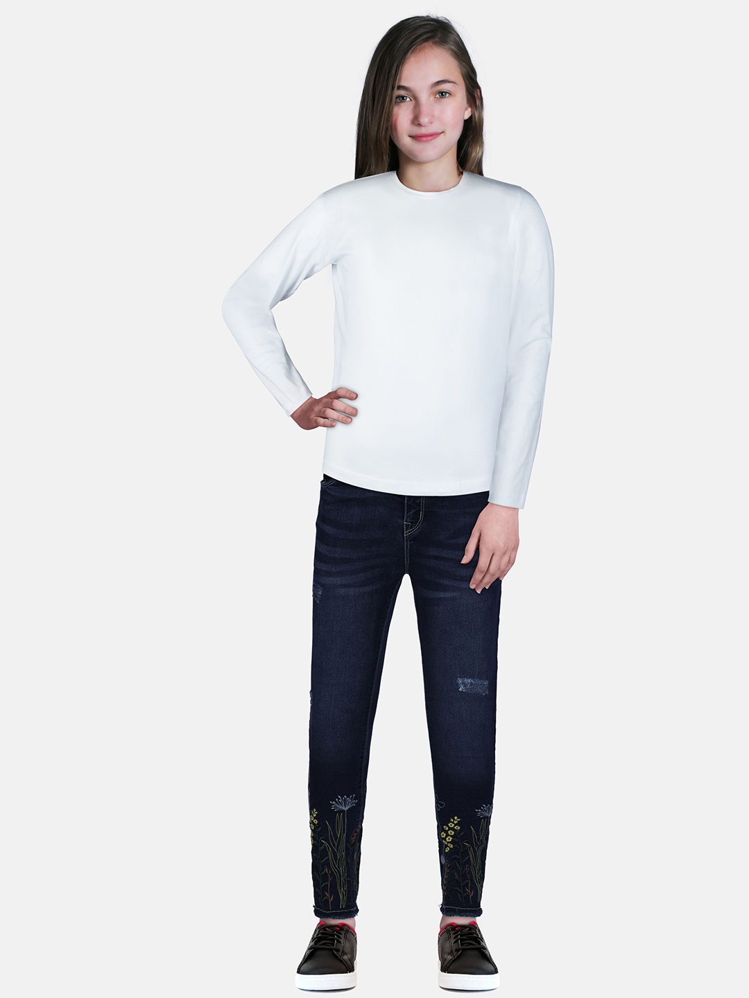 

Gini and Jony Girls Navy Blue Mildly Distressed Light Fade Jeans