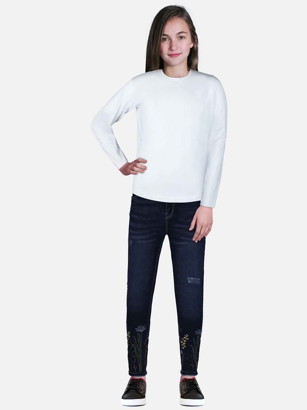 

Gini and Jony Girls Navy Blue Mildly Distressed Light Fade Jeans