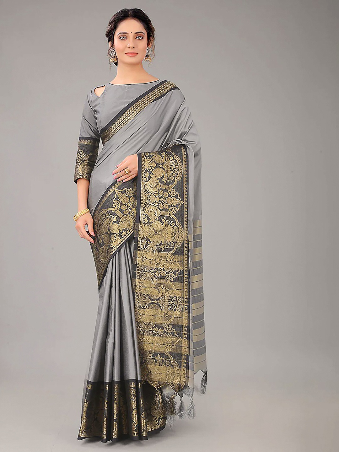 

Paramparik Textile Grey & Black Zari Pure Silk Dharmavaram Saree