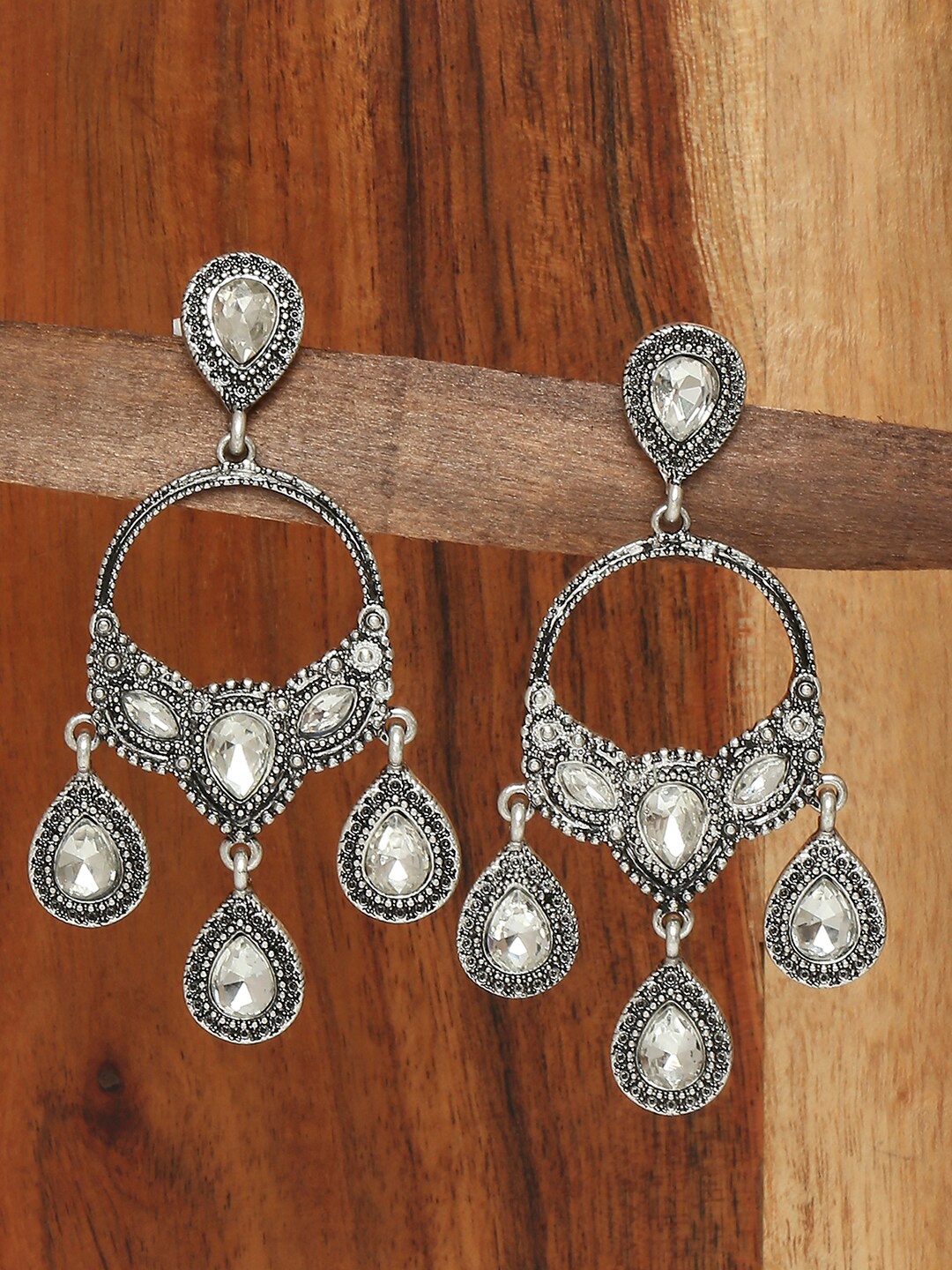 

Lilly & sparkle Silver-Toned & White Contemporary Drop Earrings