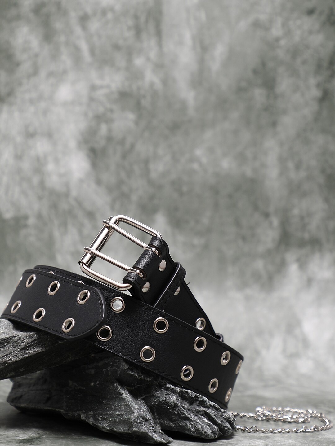 

HAUTE SAUCE by Campus Sutra Women Black Textured PU Belt