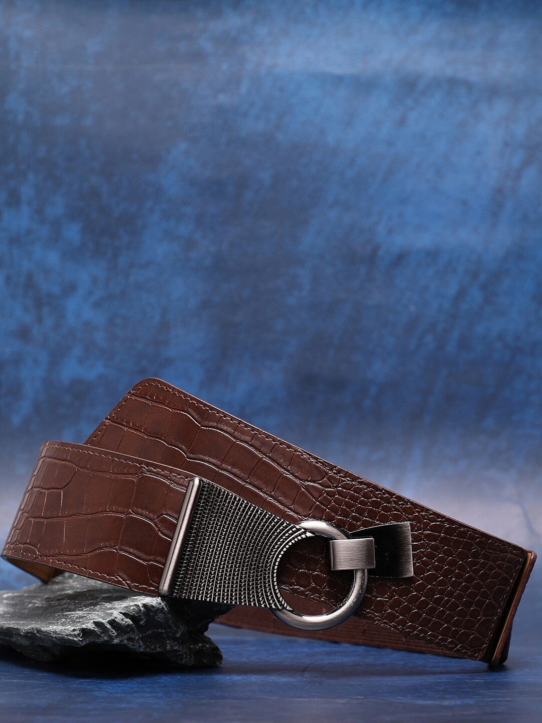 

HAUTE SAUCE by Campus Sutra Women Brown Textured Waist Belt