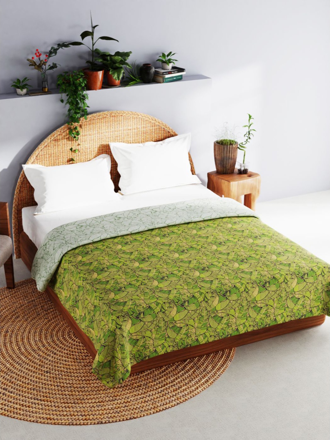 

BIANCA Green & White Floral AC Room 120 GSM Cotton Double Bed Dohar