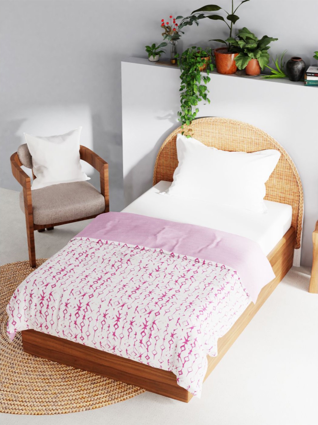 

BIANCA Pink And White 120 GSM Geometric Muslin Cotton AC Room Single Bed Dohar