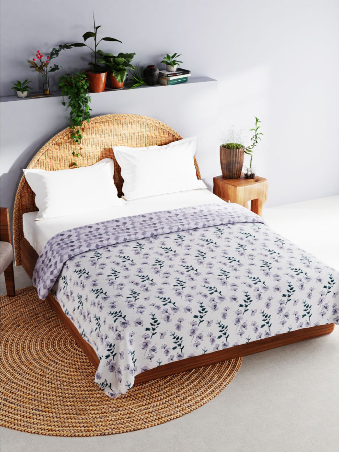 

BIANCA Off White & Blue Floral AC Room 120 GSM Double Bed Dohar