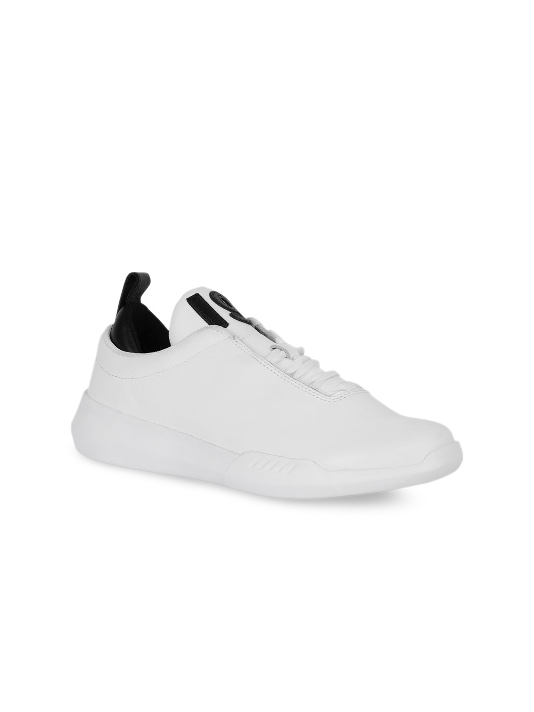 

K-SWISS Women White Sneakers