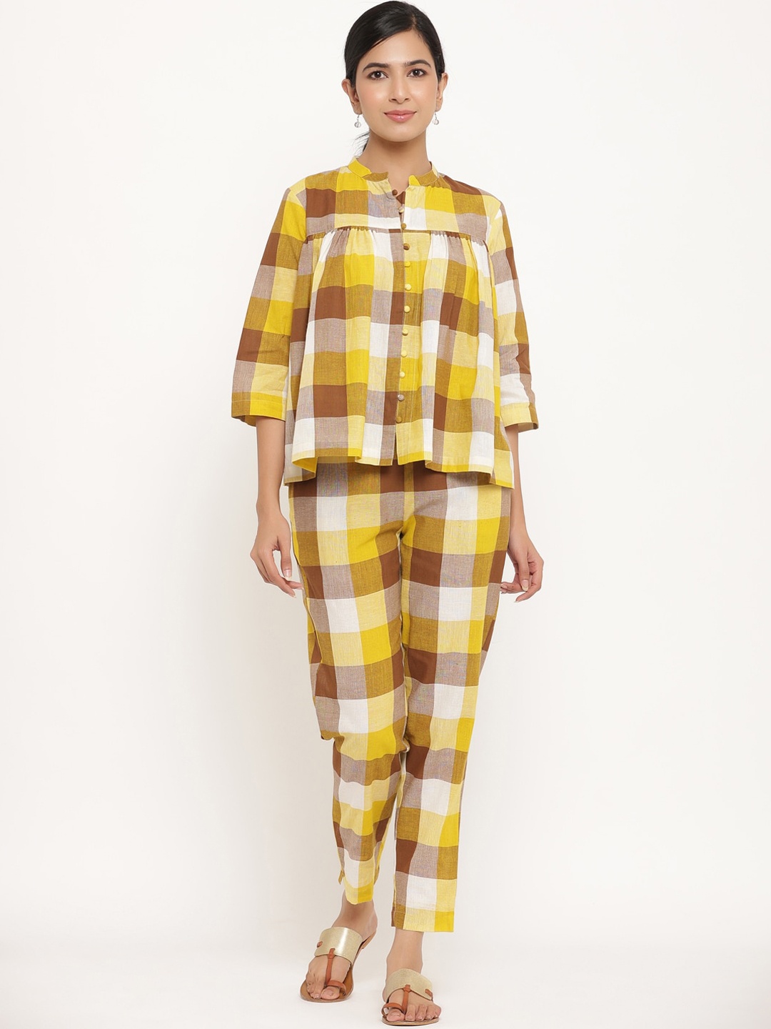 

mirari Women Yellow & Brown Checked Night suit