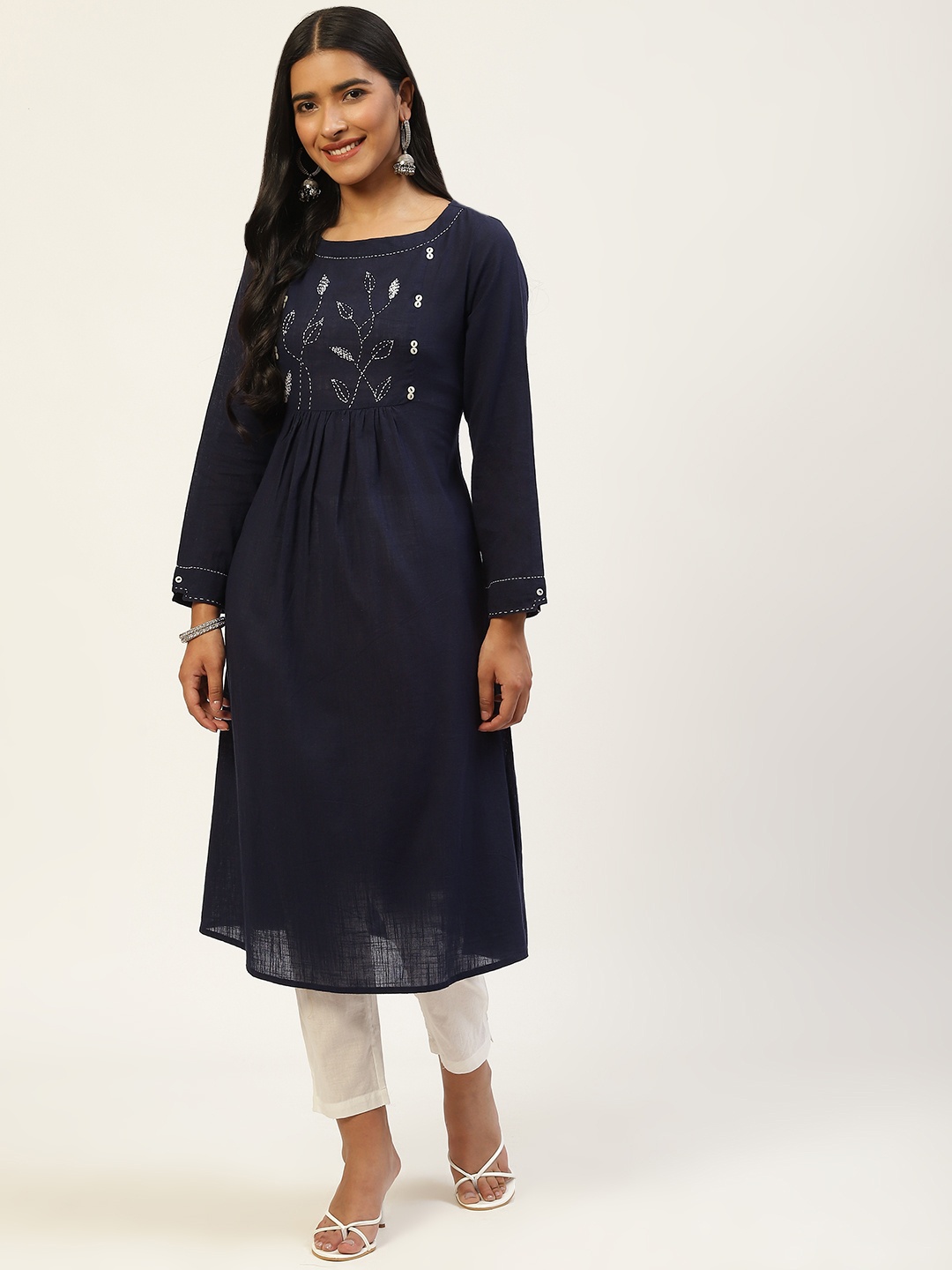

RangDeep Women Navy Blue & White Thread Work Kurta