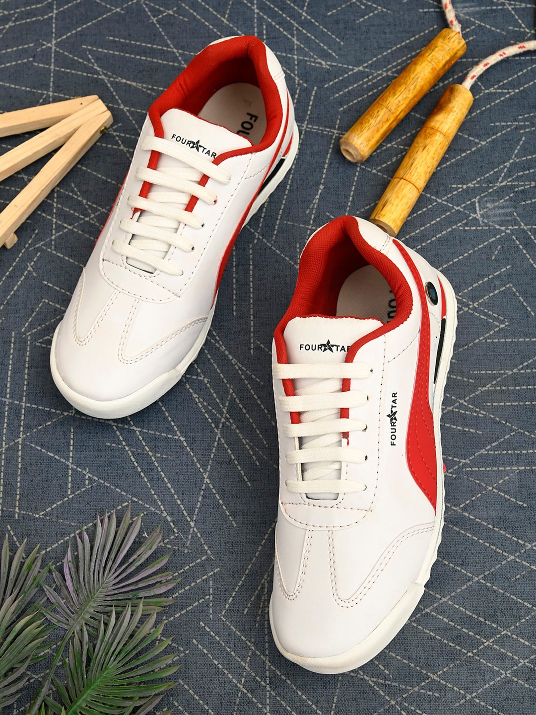 

FOUR STAR TRUCK SALES Men White & Red Colourblocked Water Repellent Upper Sneakers
