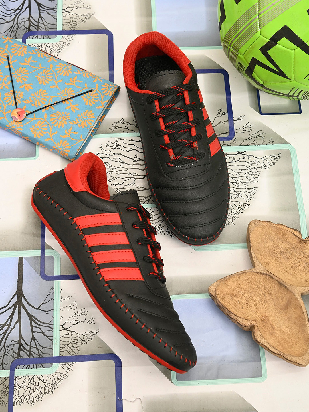 

FOUR STAR TRUCK SALES Men Black Sneakers