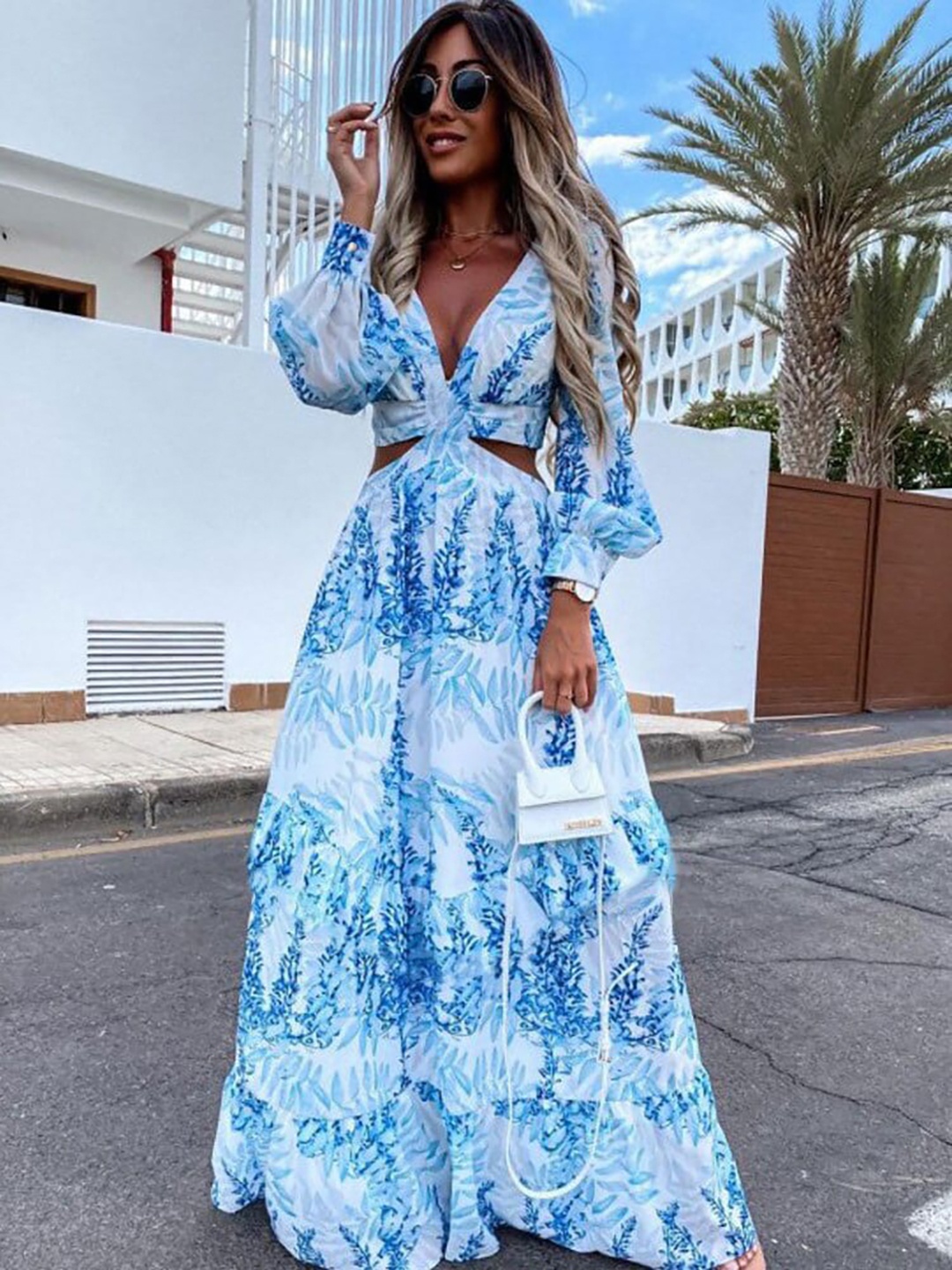 

BoStreet Blue Floral Maxi Dress