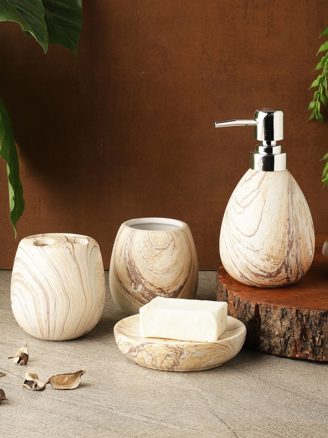 

The Decor Mart Set Of 4 Beige Abstract Bathroom Accessories