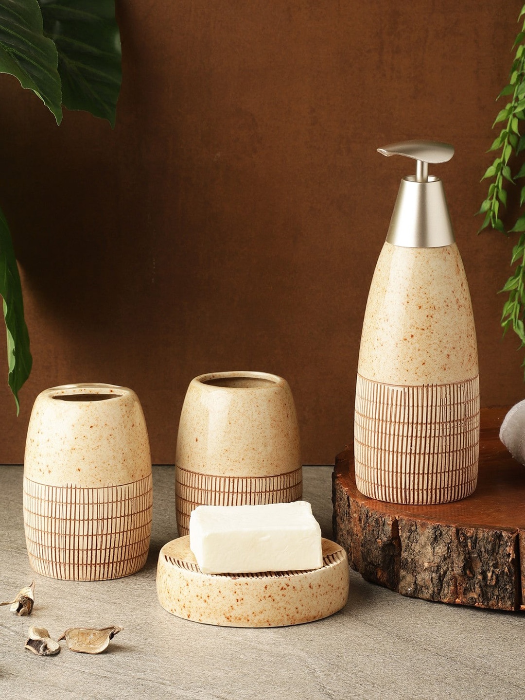 

The Decor Mart Set Of 4 Brown Textured Bathroom Accessories