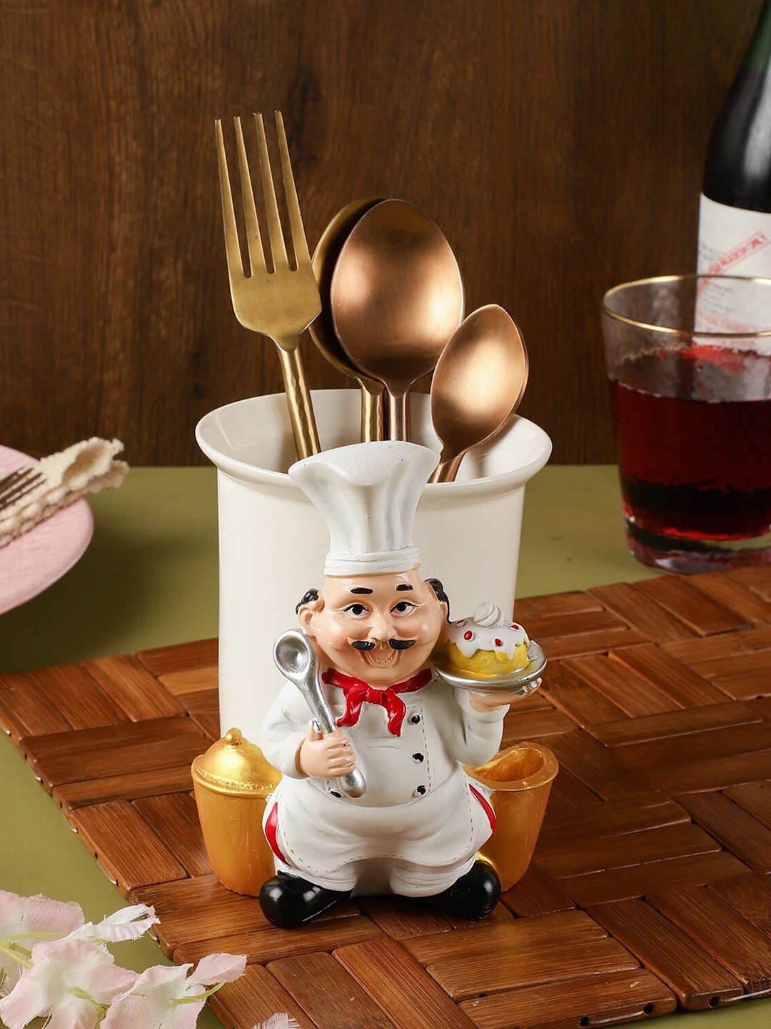 

The Decor Mart White Printed Cutlery Holder