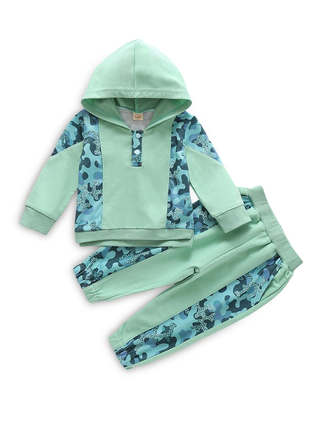 

Hopscotch Boys Green & Blue Printed Pure Cotton T-shirt with Trousers