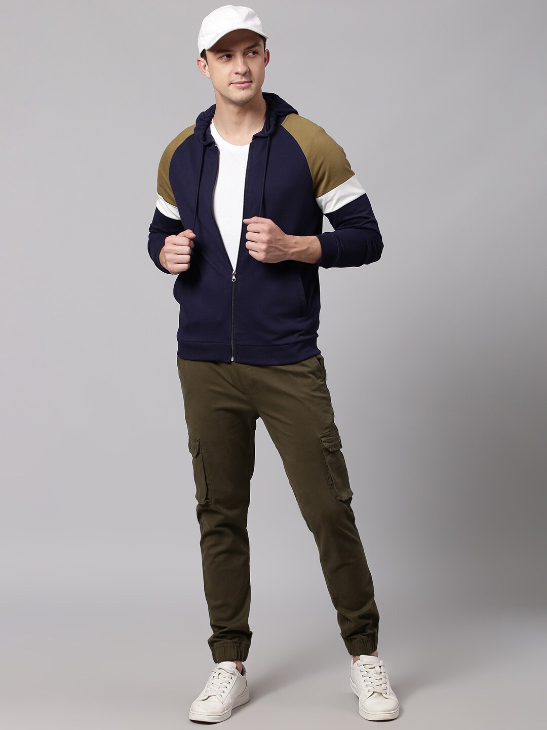 

High Star Men Multicolor Colourblocked Hooded Sweatshirt, Olive