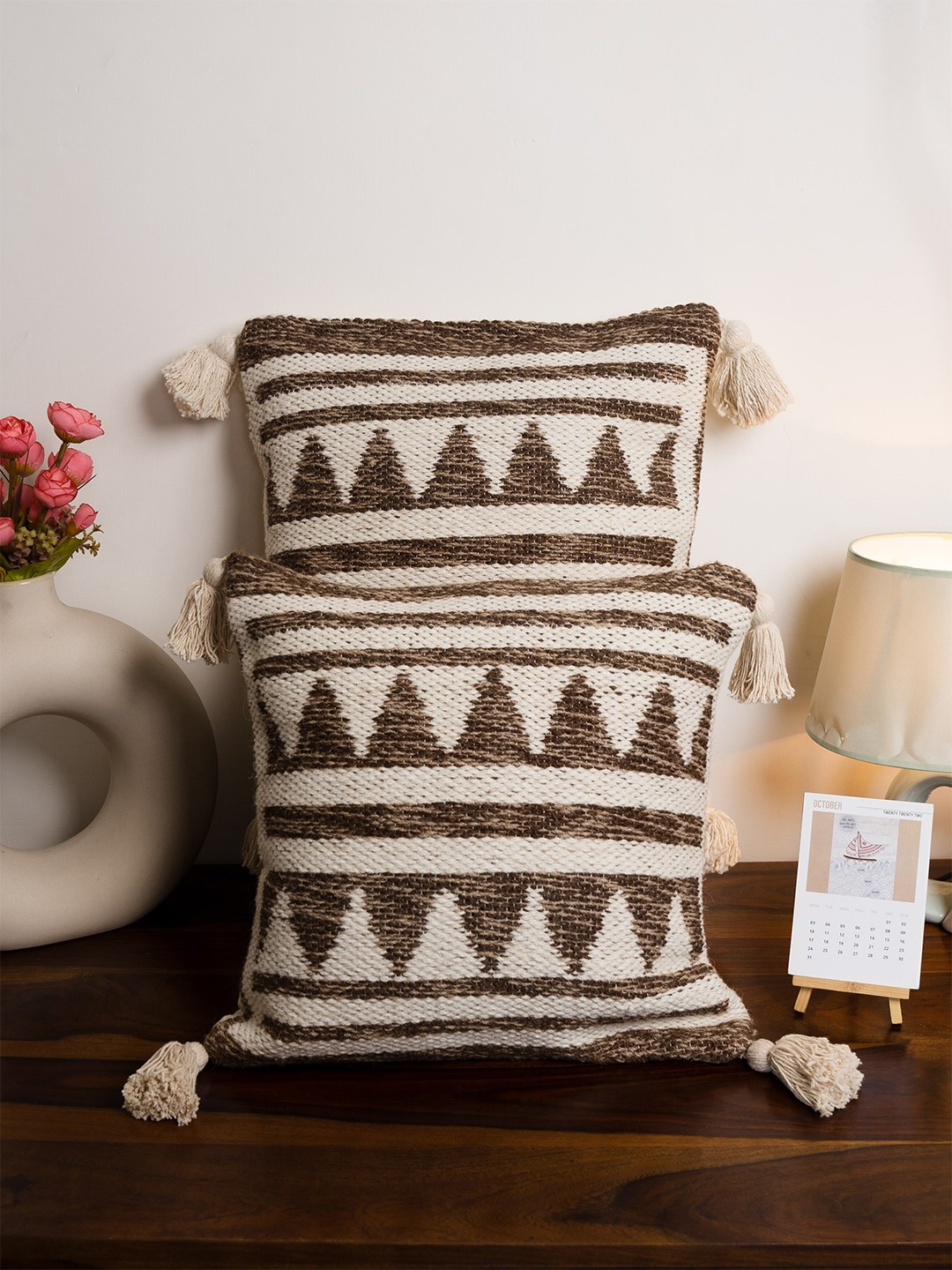 

KRAVIKA Brown And White Set of 2 Geometric Jute Cotton Square Cushion Covers