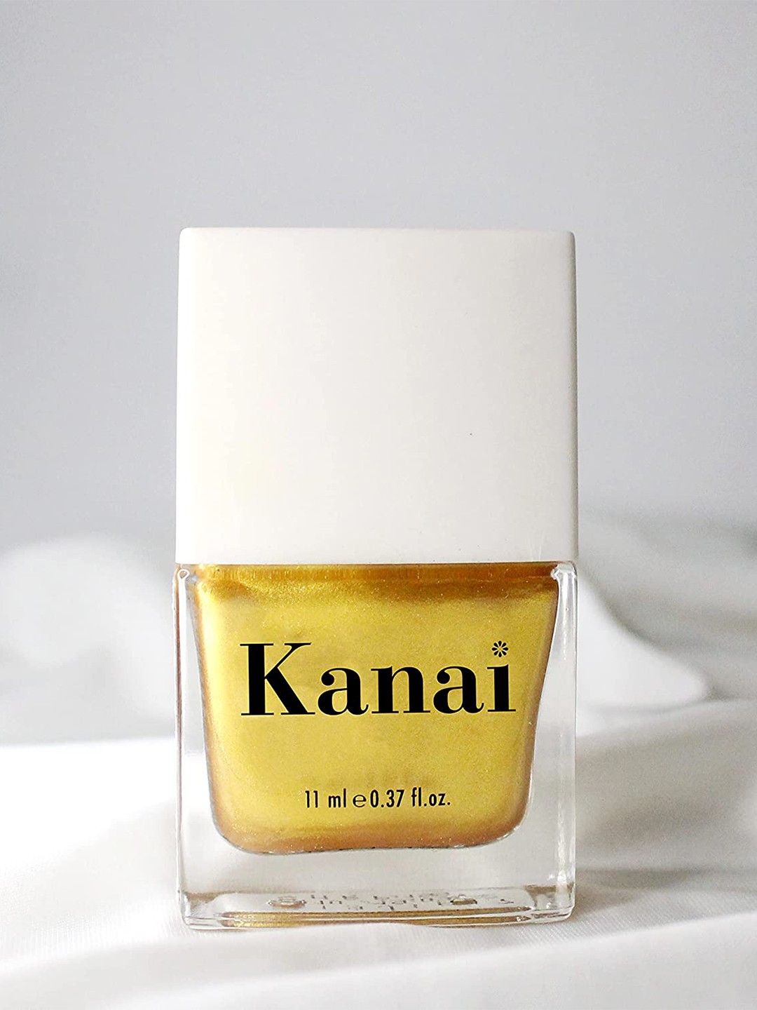 

Kanai Gold-Coloured Non-Toxic Nail Paint