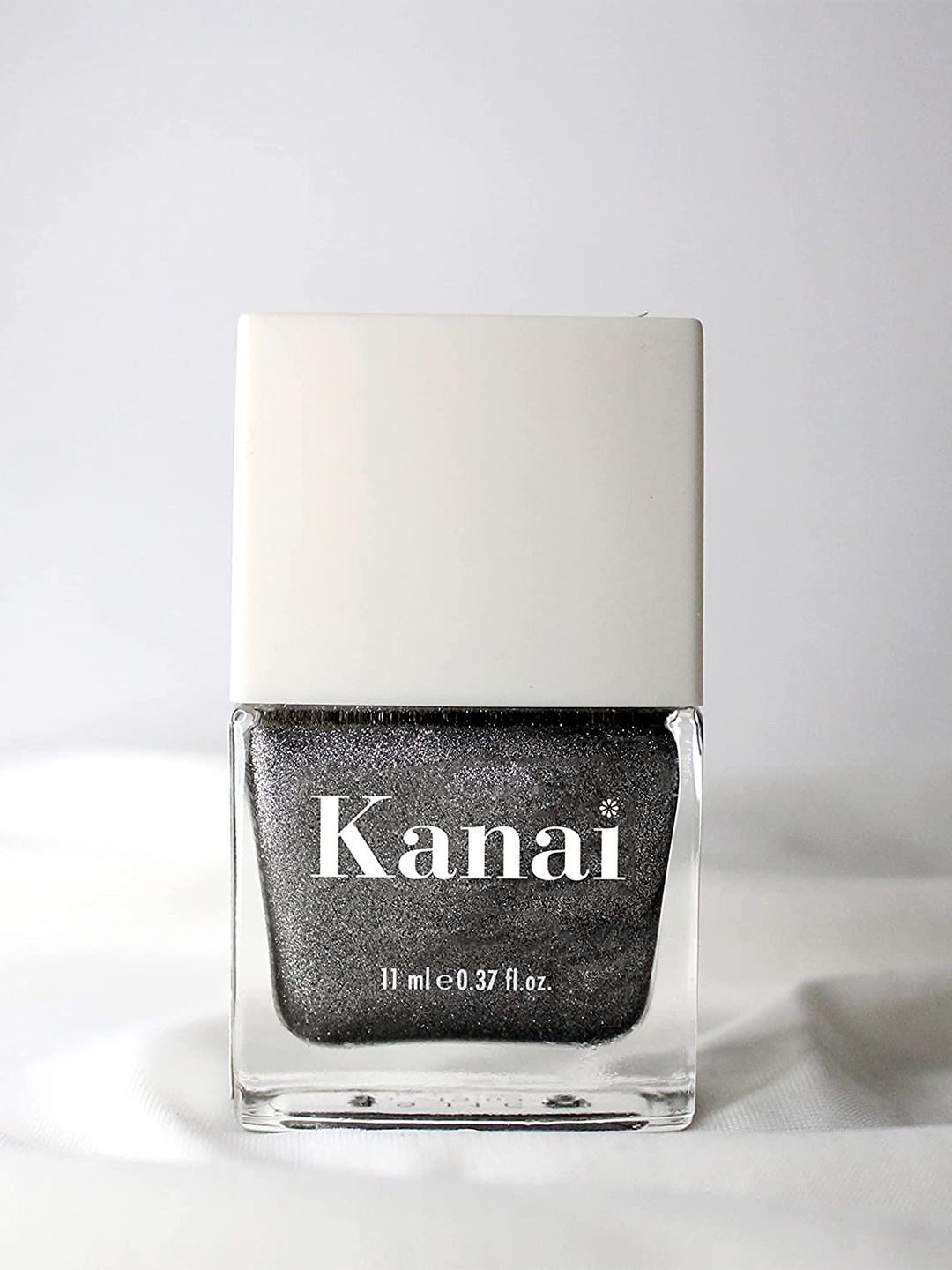 

Kanai 12-Free Formula Non Toxic Nail Paint - Grish grey 11ml