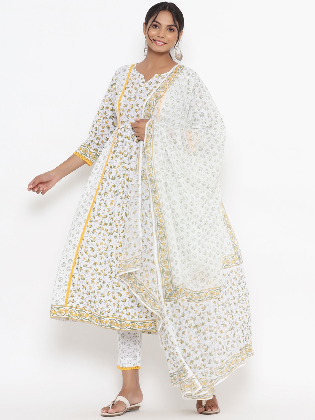 

mirari Women White Floral Printed Panelled Pure Cotton Kurta with Trousers & Dupatta