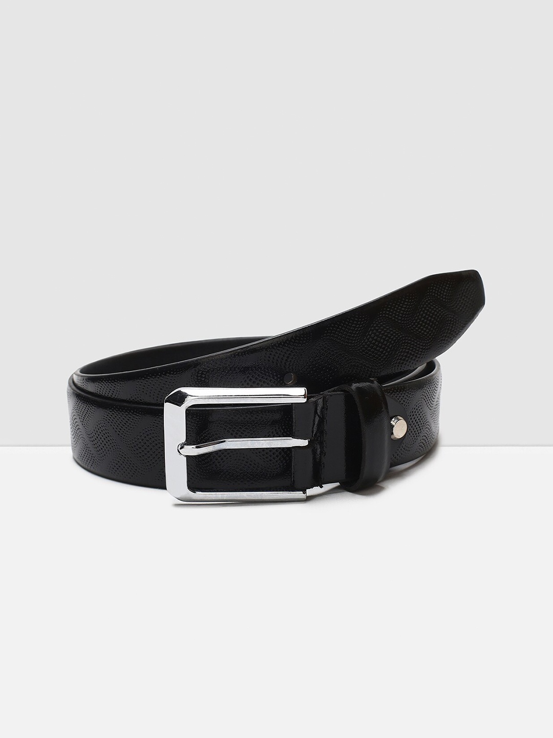 

max Men Black Textured Leather Formal Belt