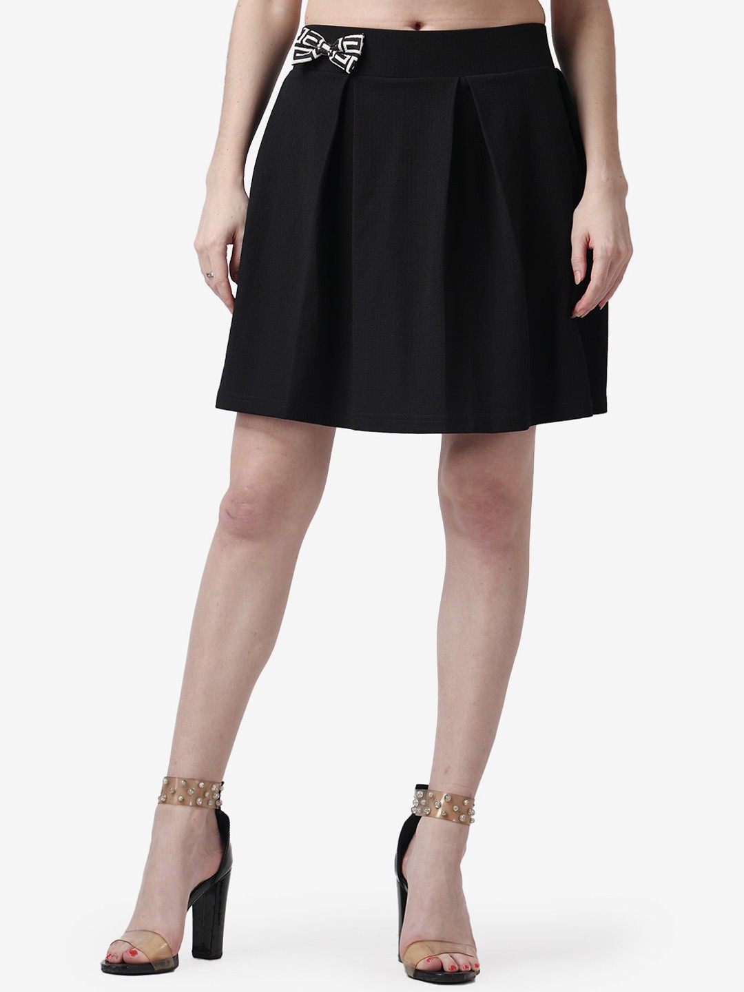 

Popwings Women Black Solid Pleated Skirt