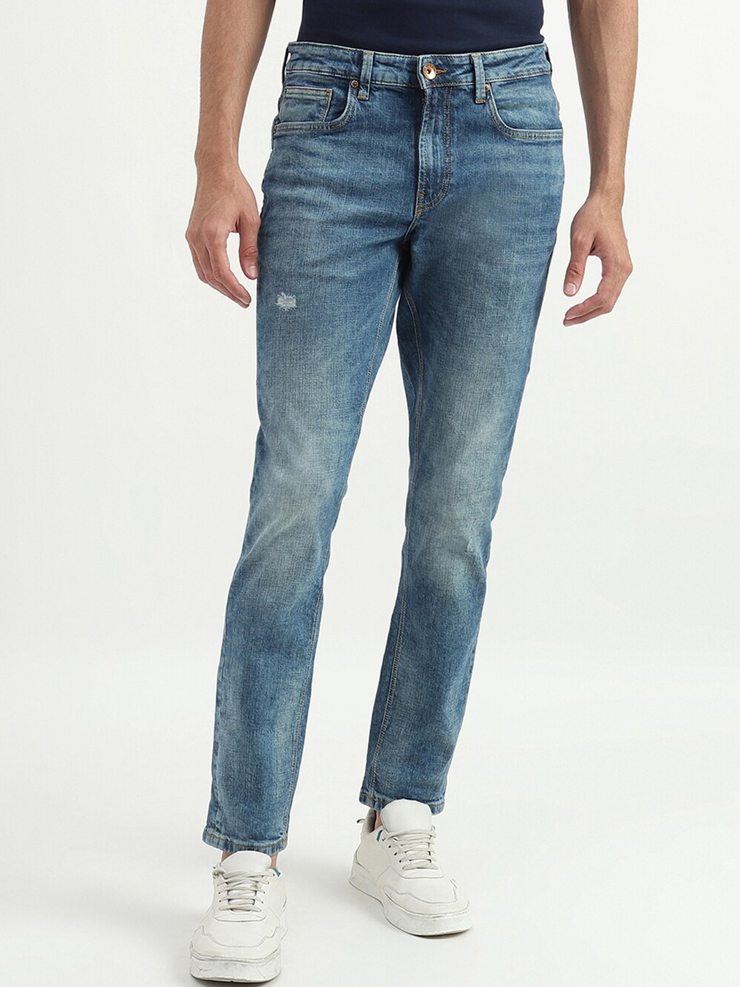 

United Colors of Benetton Men Blue Skinny Fit Low Distress Heavy Fade Cotton Jeans
