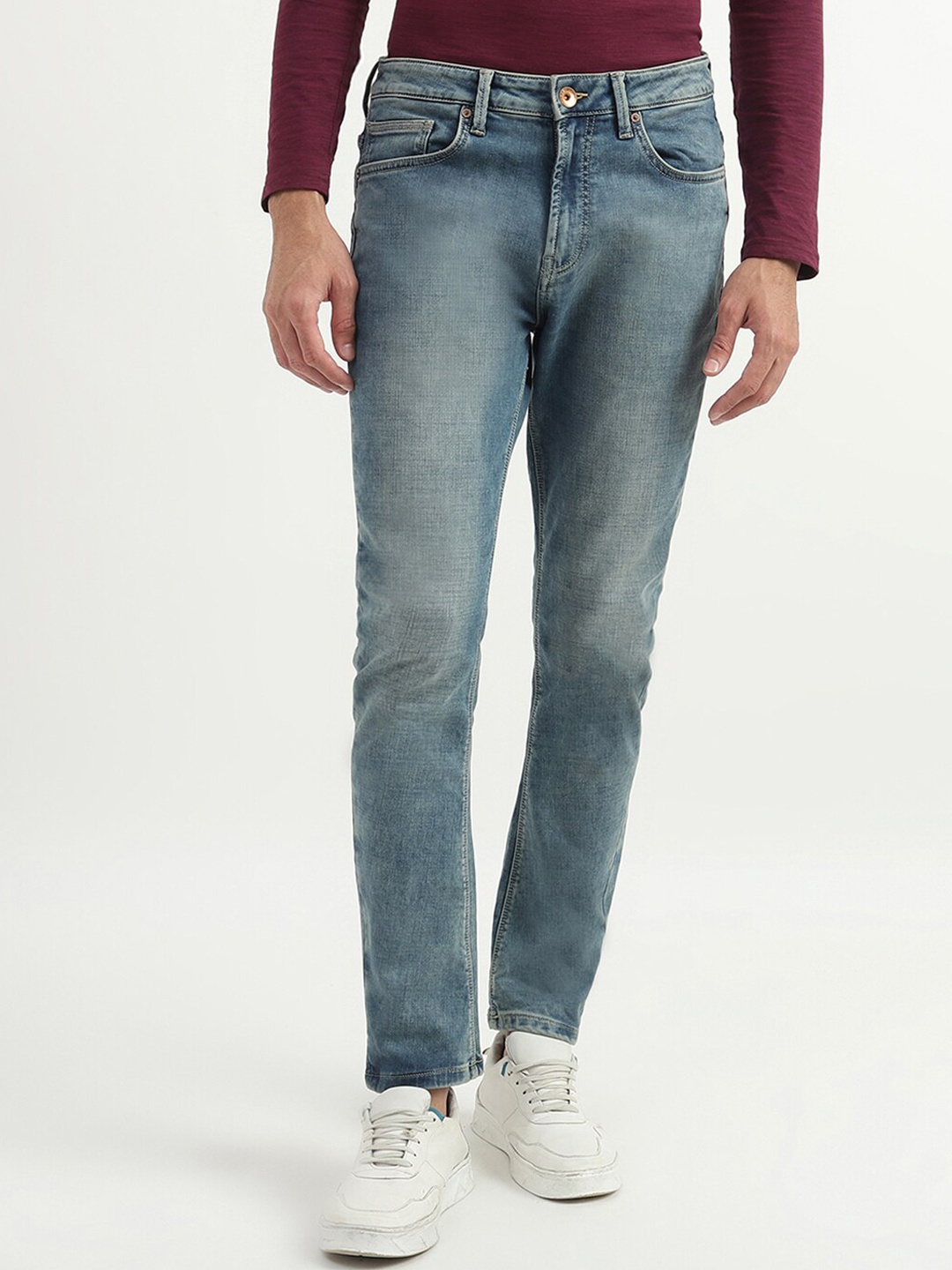 

United Colors of Benetton Men Blue Heavy Fade Jeans