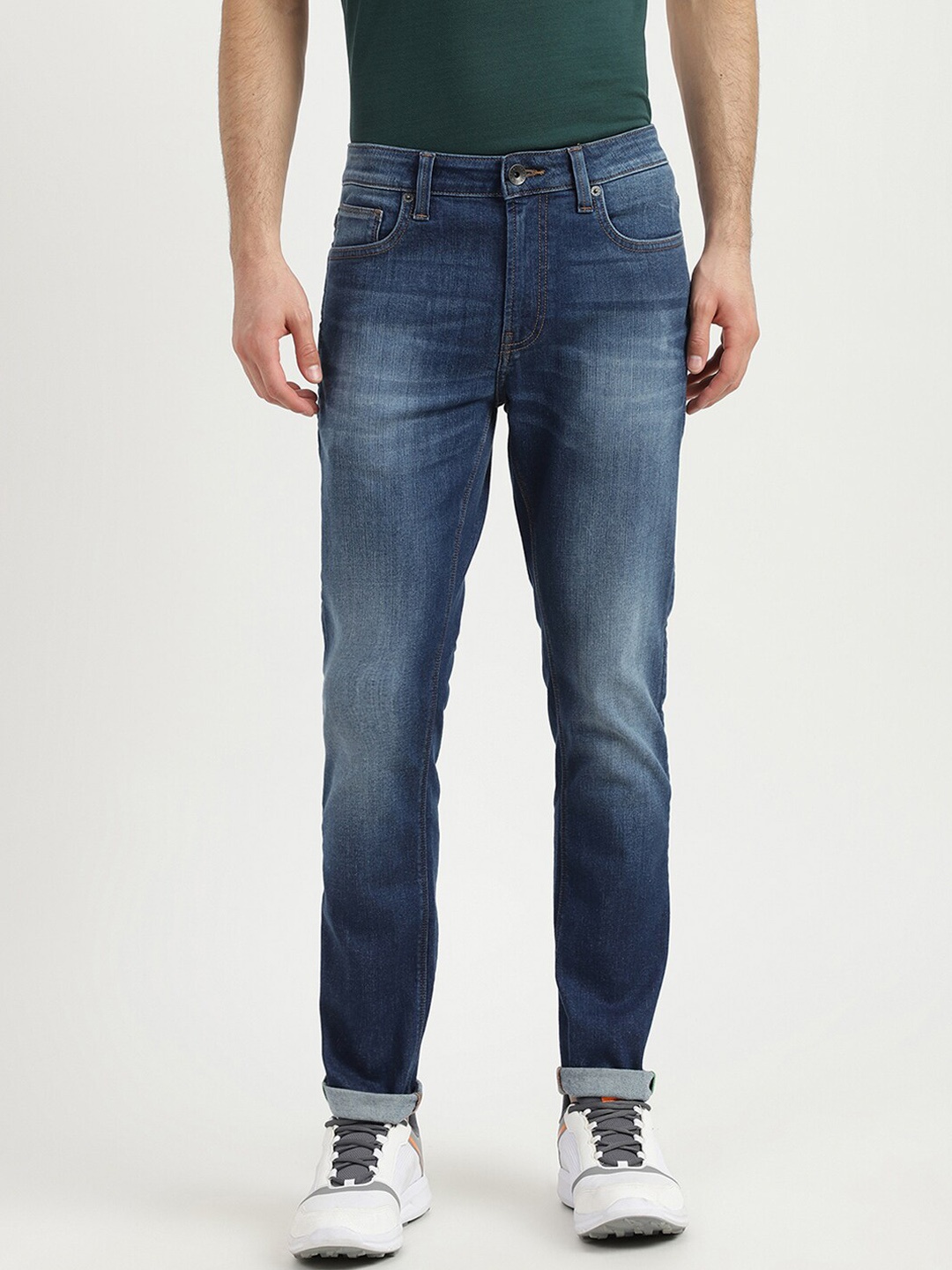 

United Colors of Benetton Men Blue Slim Fit Cotton Light Fade Jeans
