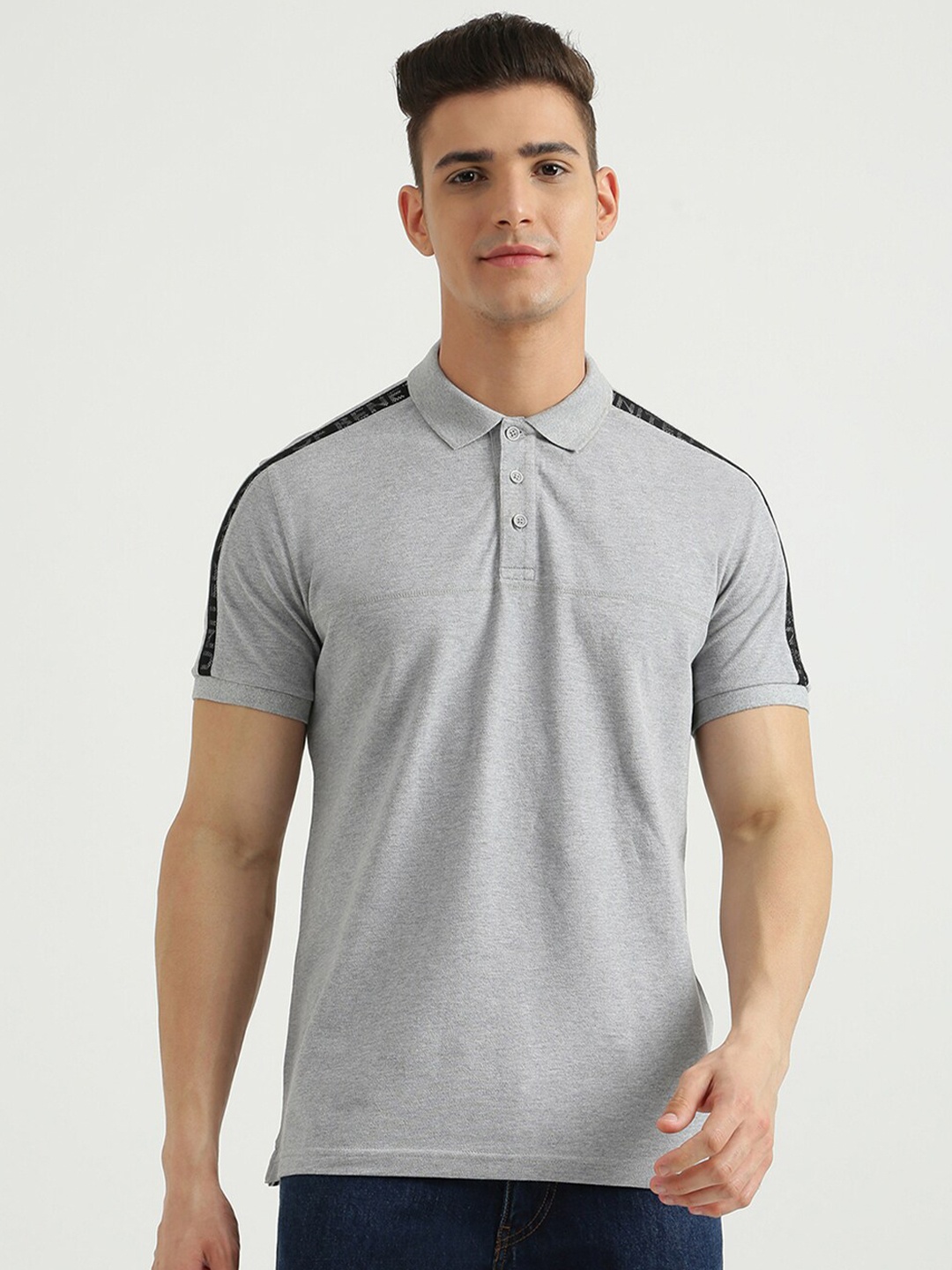 

United Colors of Benetton Men Grey Polo Collar T-shirt