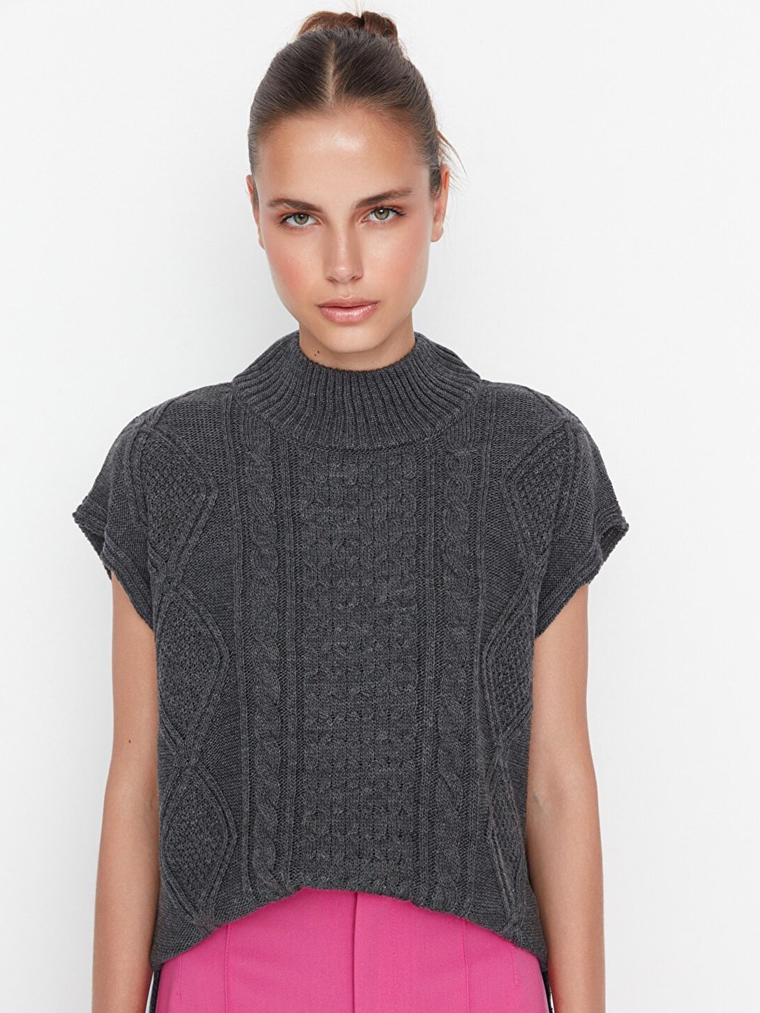 

Trendyol Women Charcoal Pullover