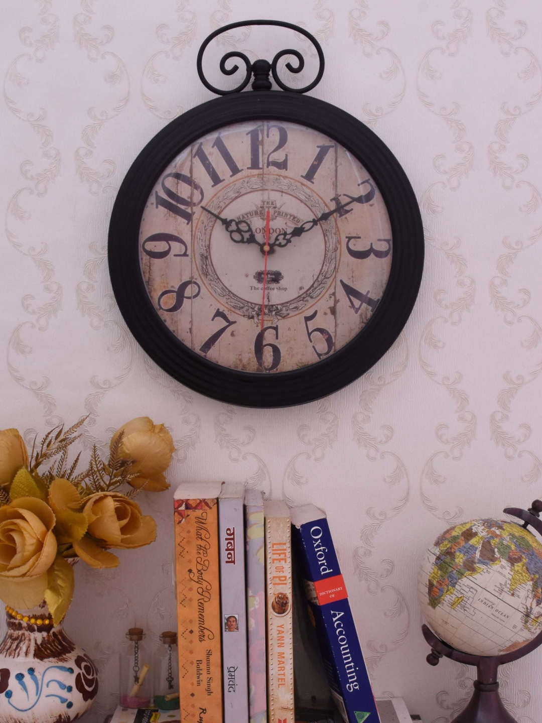 

Home Sparkle Beige Dial Analogue 38 cm x 30 cm Wall Clock
