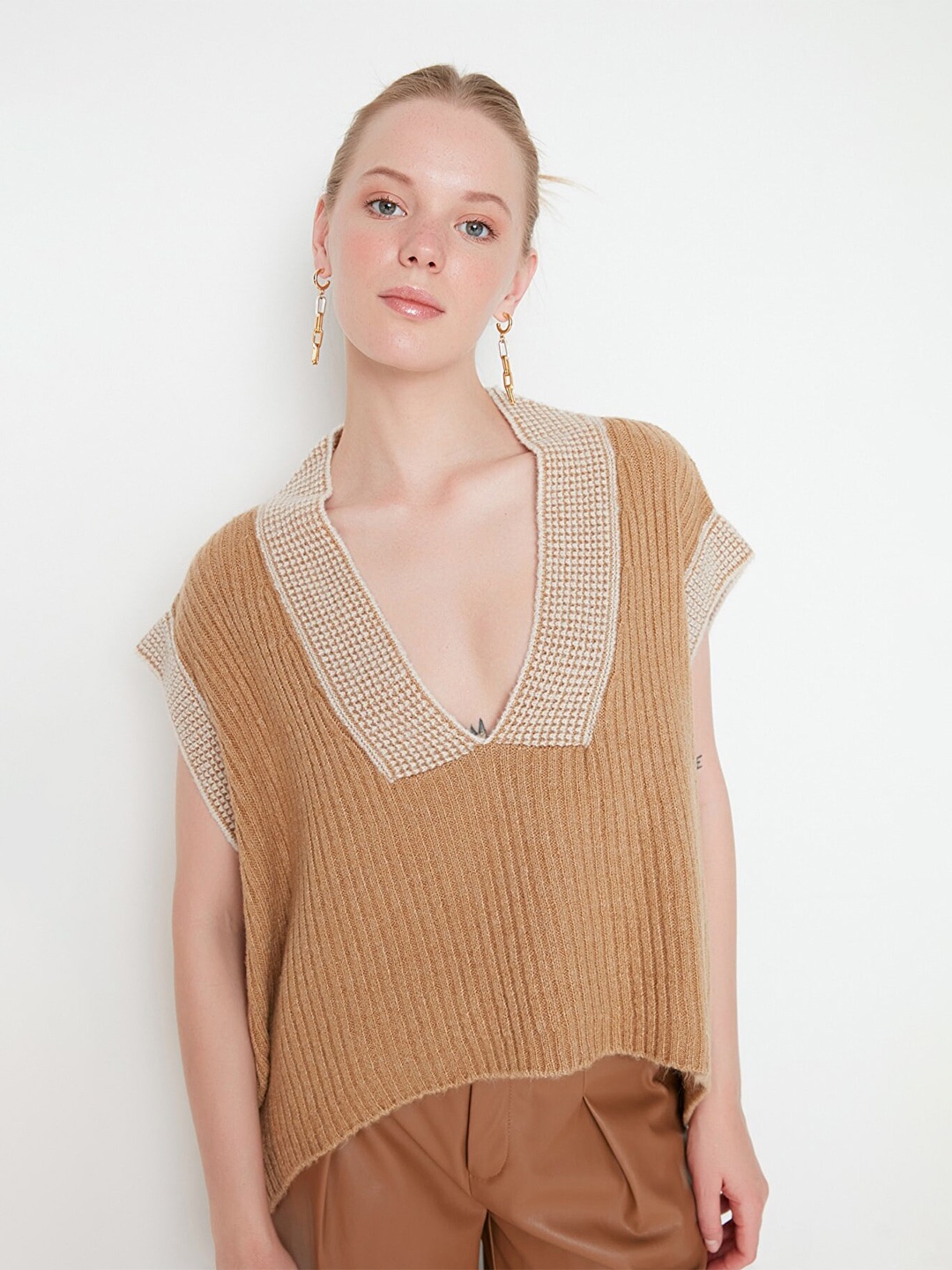 

Trendyol Women Camel Brown & Beige Pullover Sweater