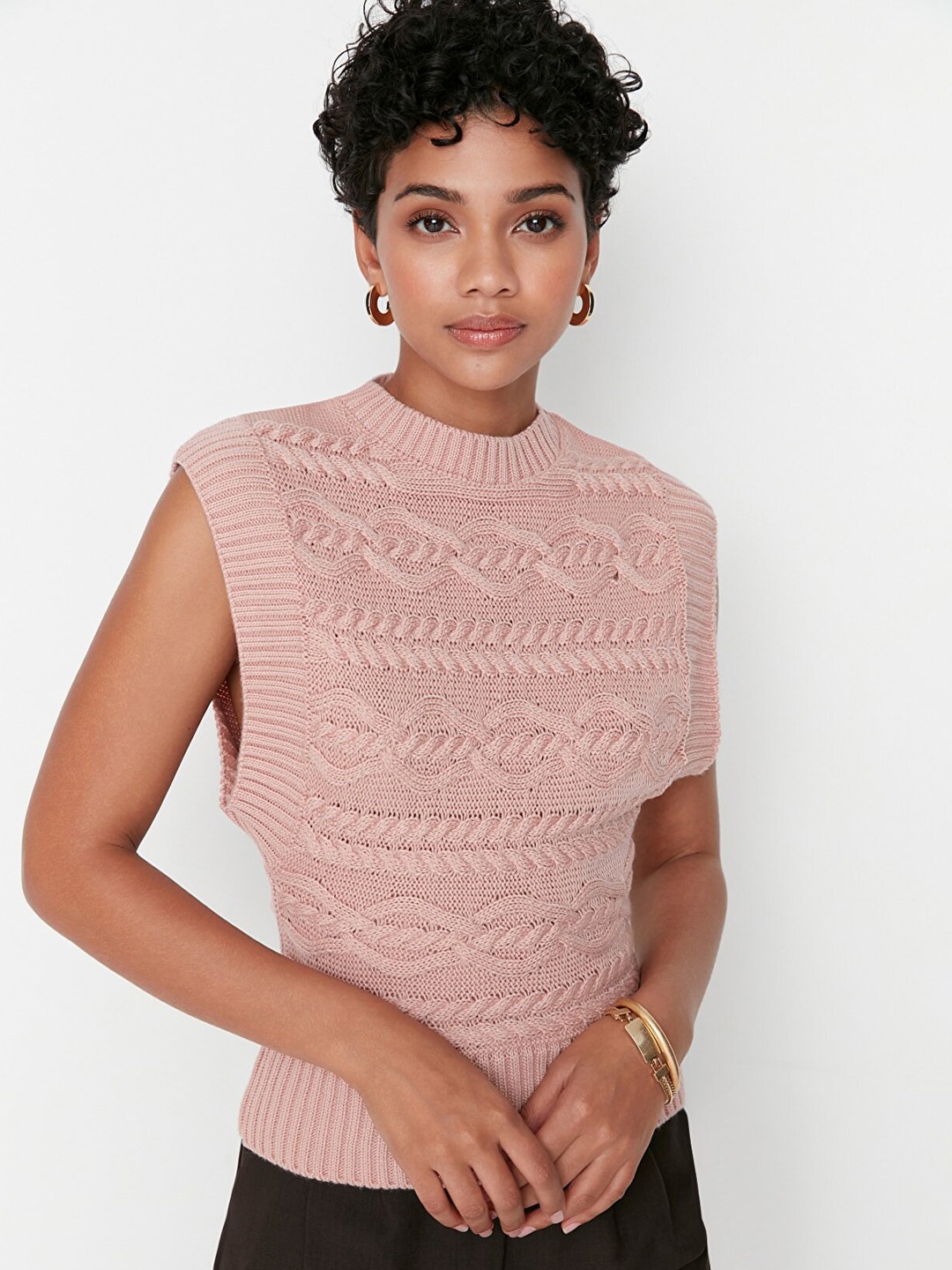 

Trendyol Women Pink Cable Knit Pullover