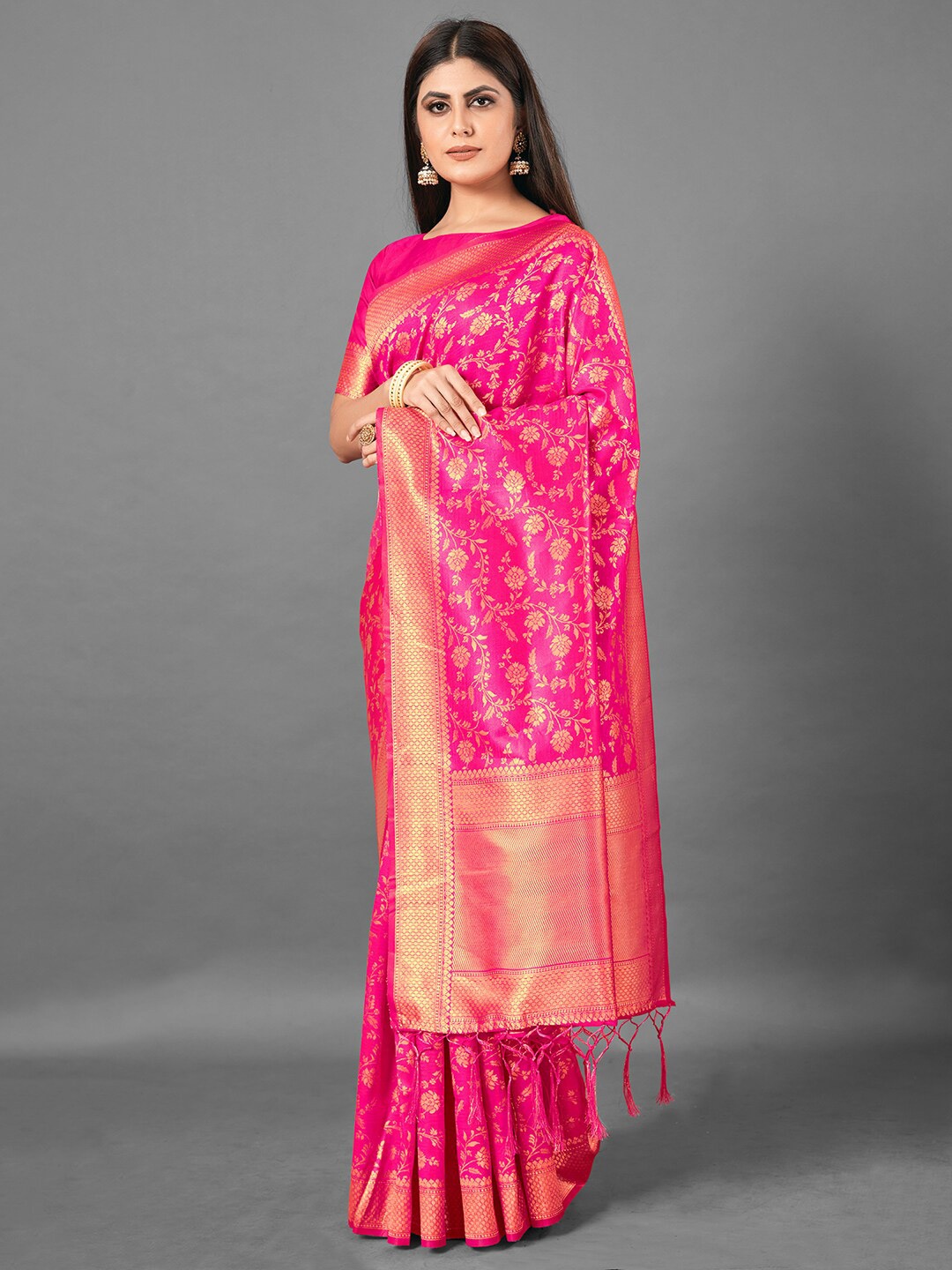 

Mitera Pink & Gold-Toned Floral Zari Silk Blend Banarasi Saree