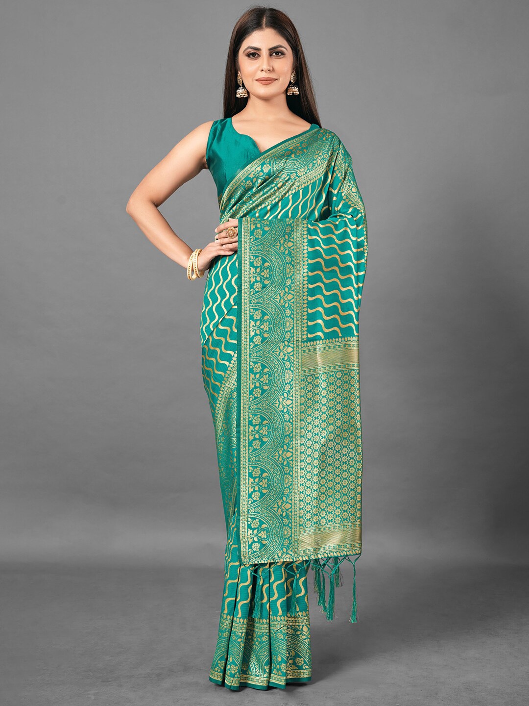 

Mitera Green & Gold-Toned Striped Zari Silk Blend Banarasi Saree