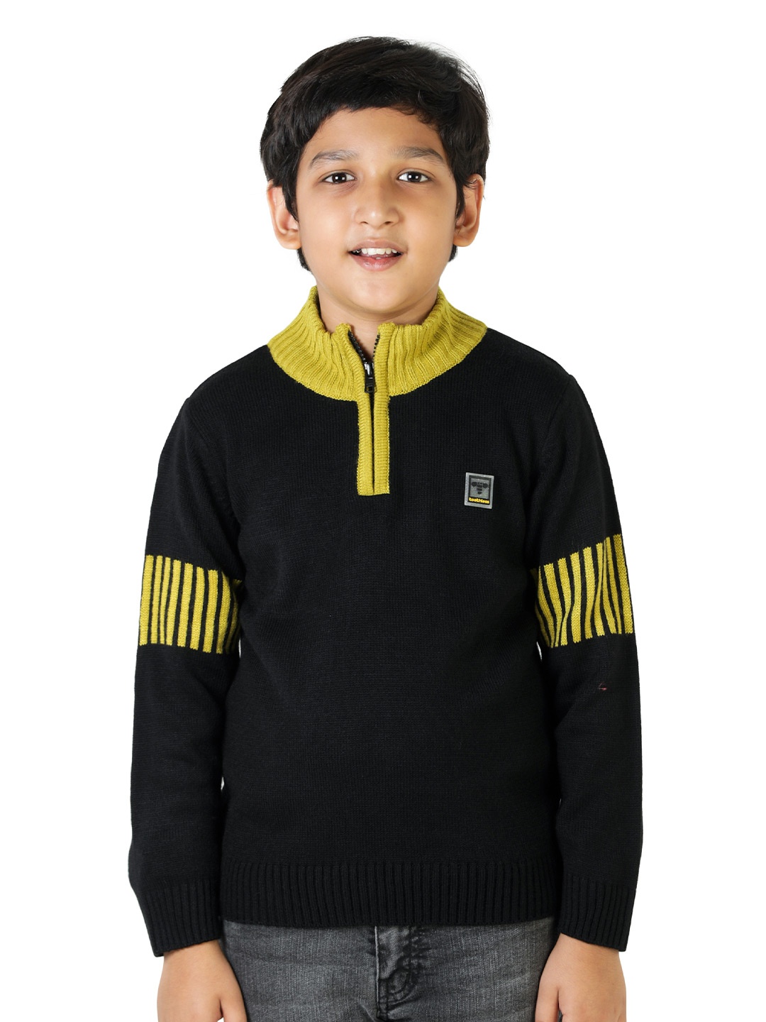 

toothless Boys Black Pullover Sweater