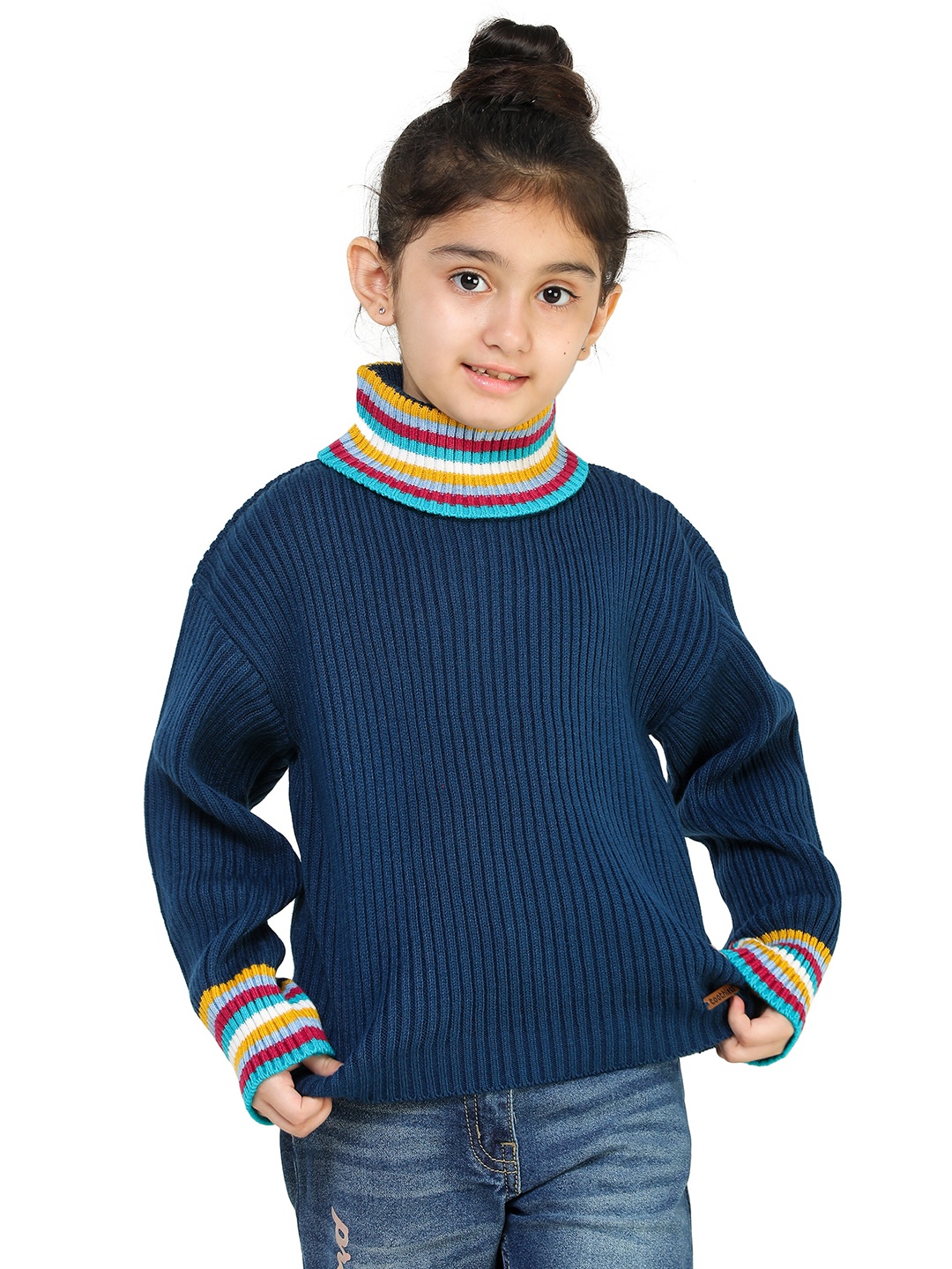 

toothless Girls Blue Pullover Sweater