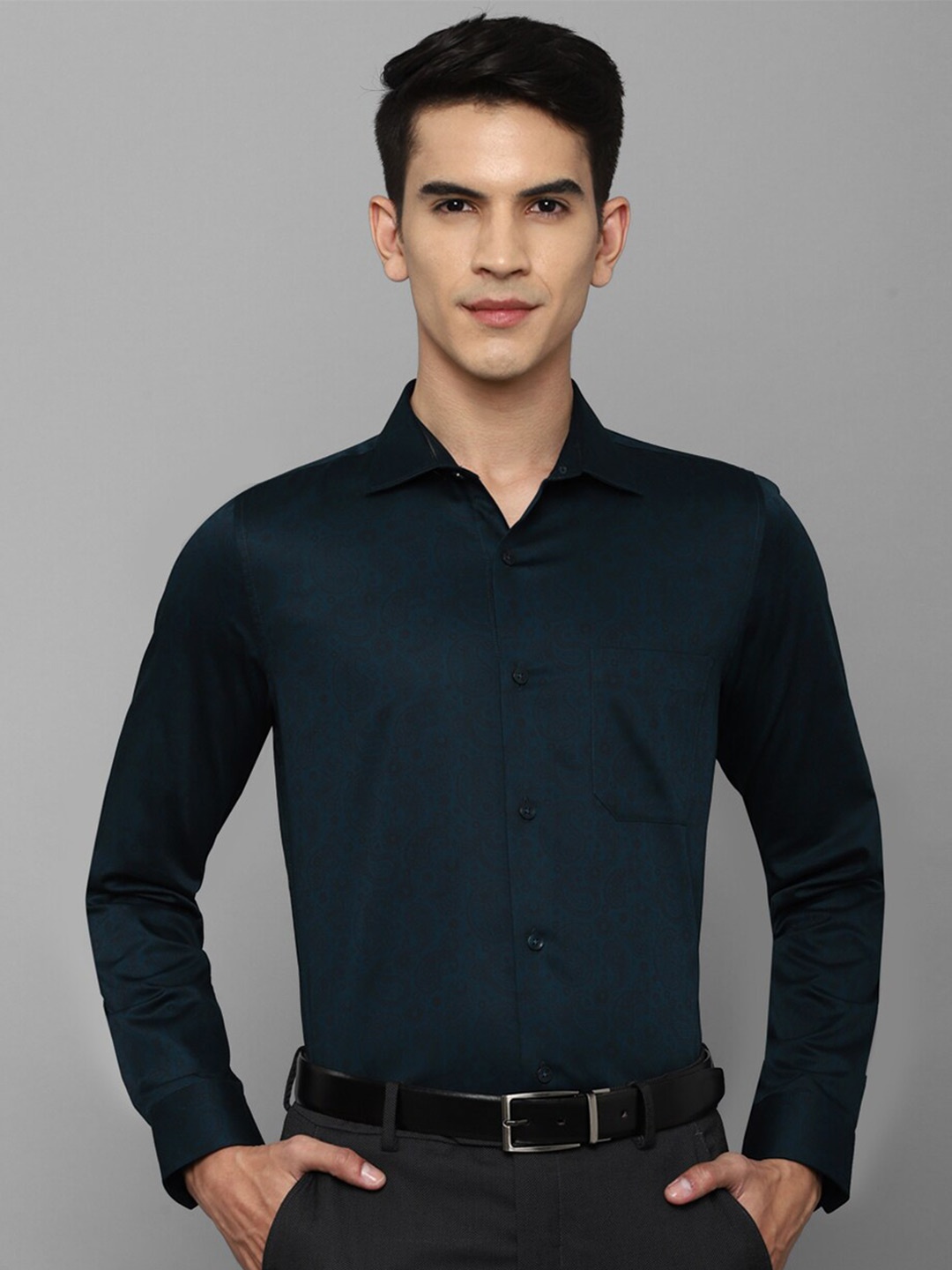 

Allen Solly Men Navy Blue Slim Fit Printed Pure Cotton Formal Shirt