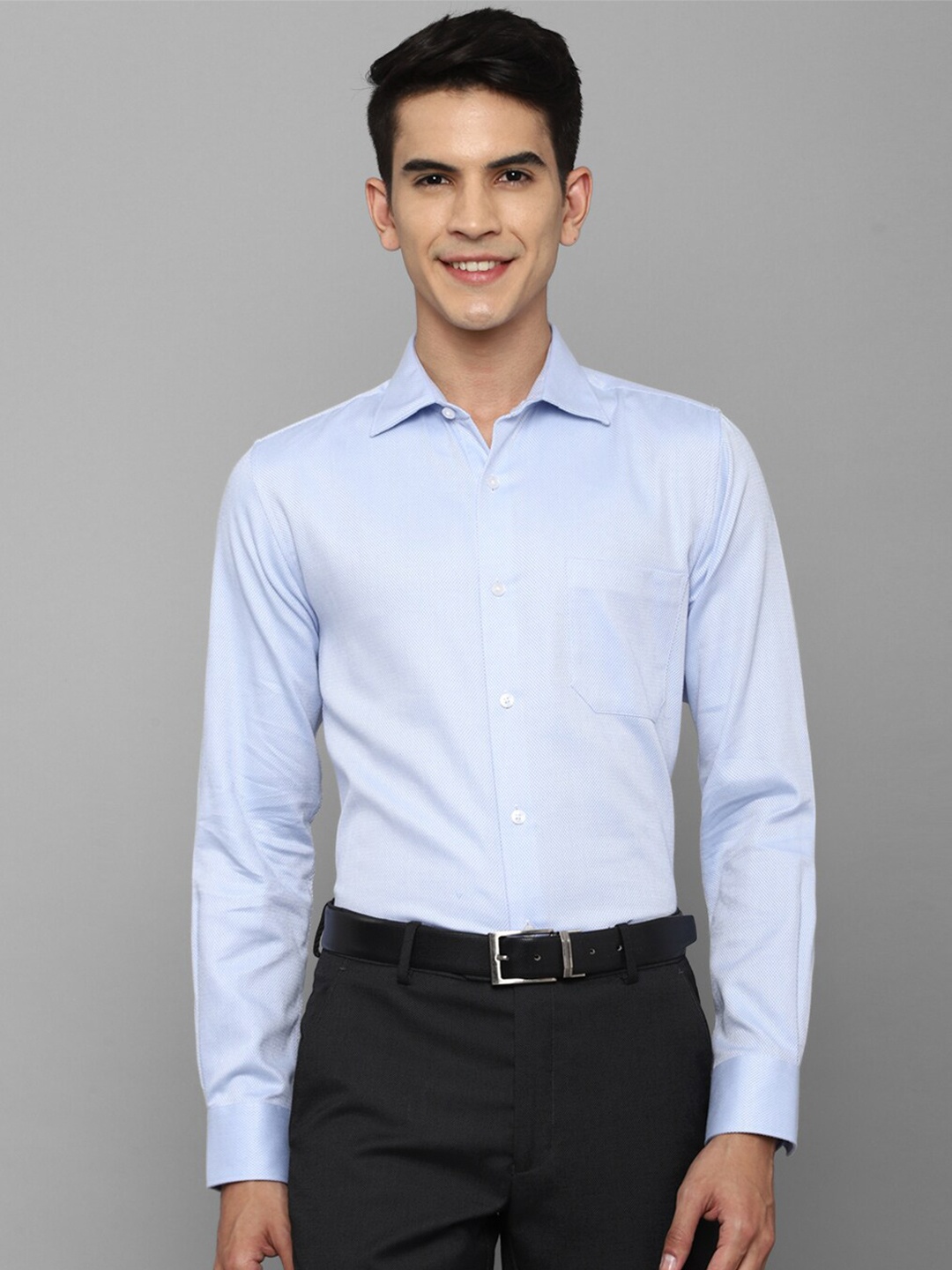 

Allen Solly Men Blue Slim Fit Formal Cotton Shirt