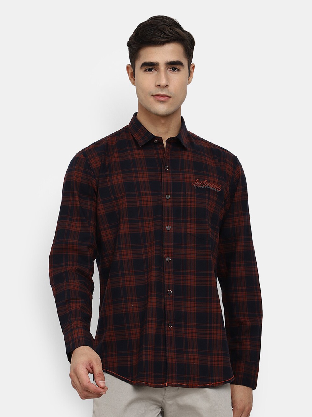 

V-Mart Men Brown Tartan Checked Casual Shirt