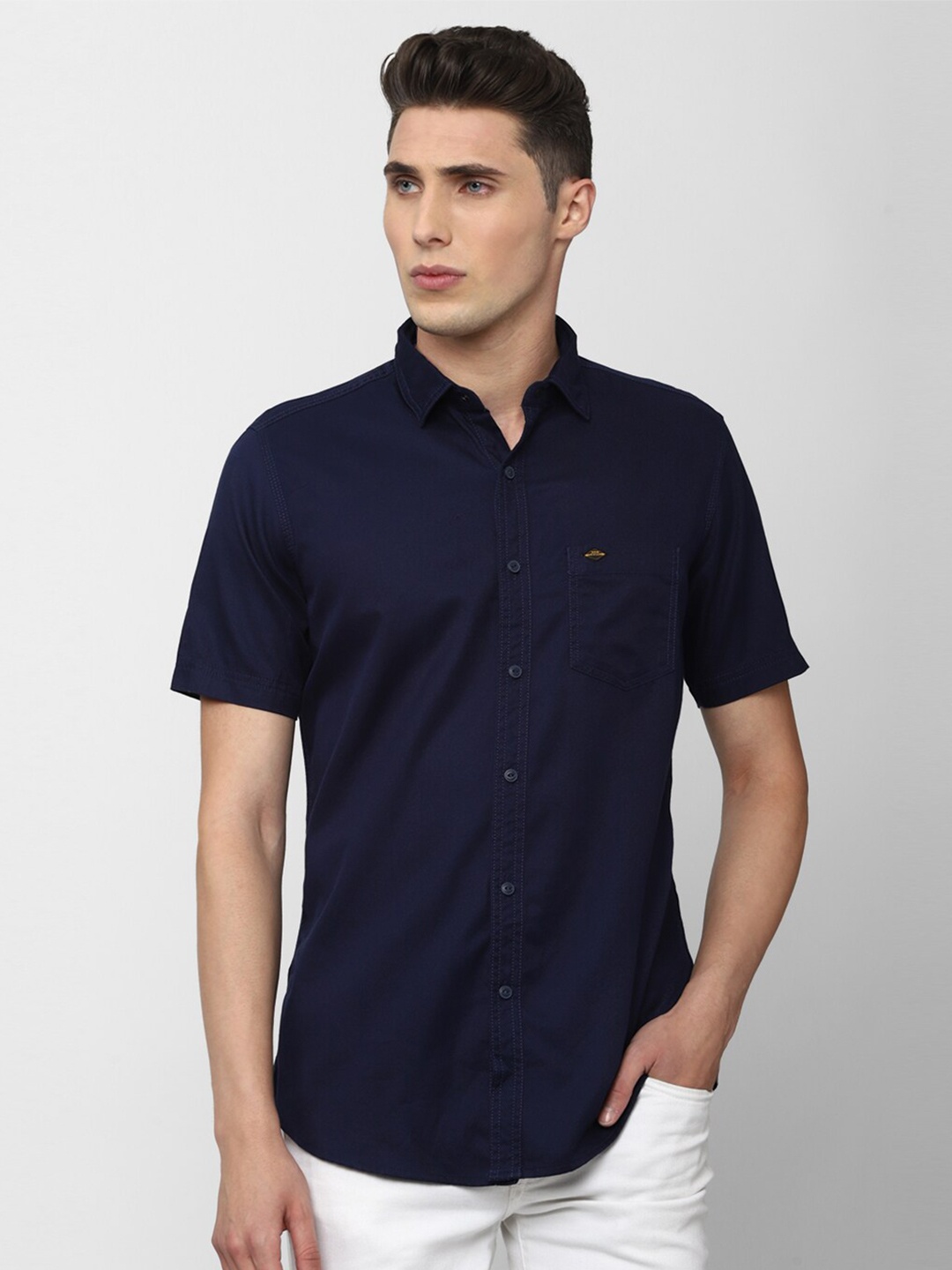 

AMERICAN EAGLE OUTFITTERS Men Navy Blue Solid Slim Fit Pure Cotton Casual Shirt