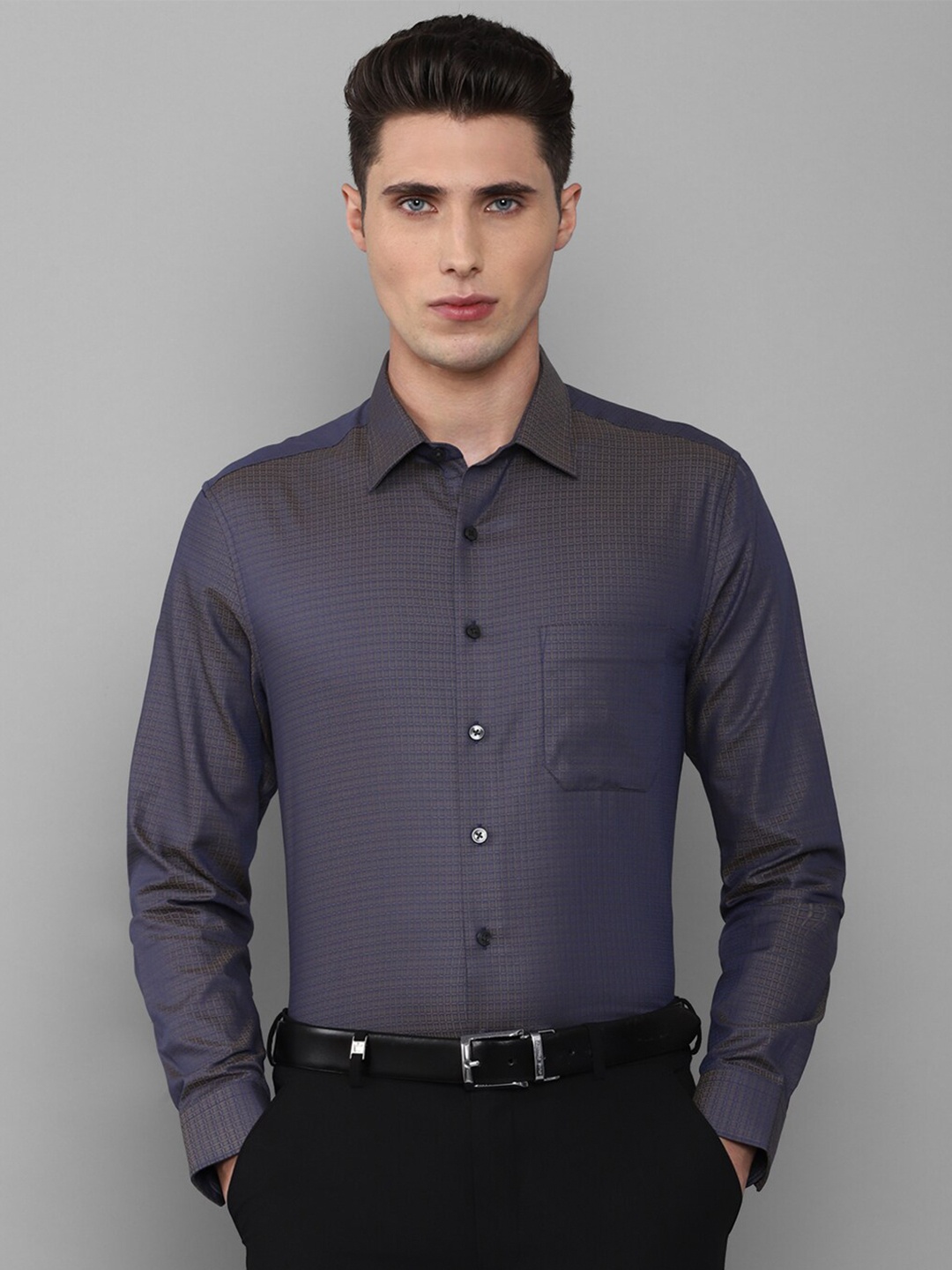 

Louis Philippe Men Navy Blue Slim Fit Cotton Formal Shirt