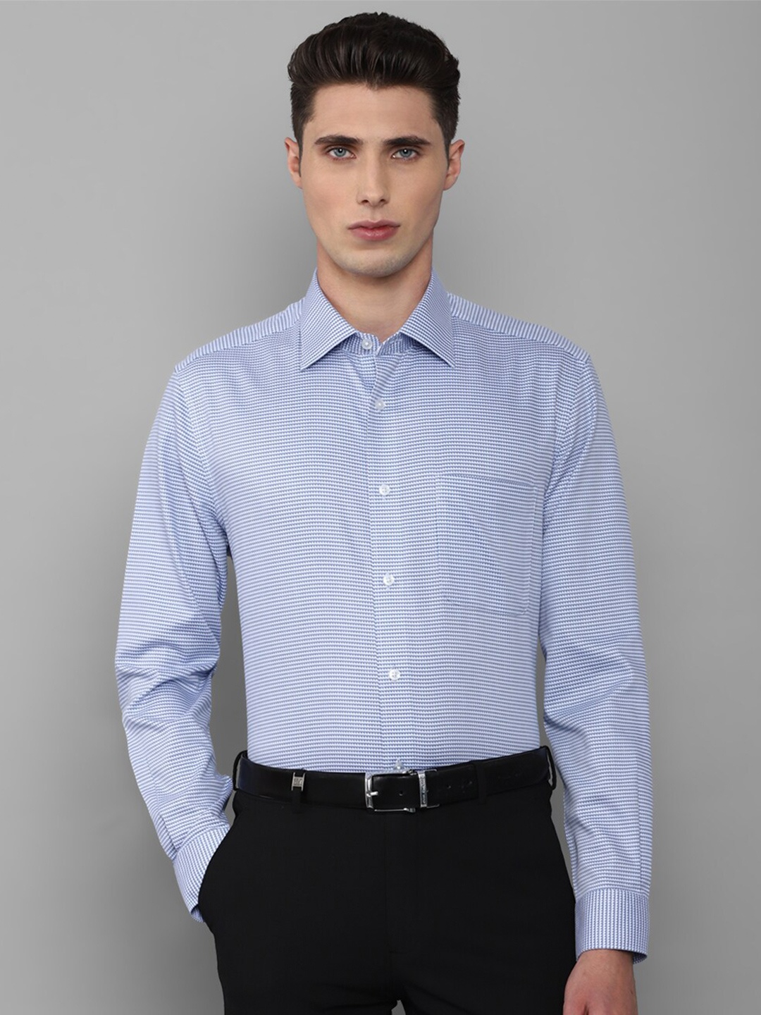 

Louis Philippe Men Blue Regular Fit Printed Cotton Formal Shirt