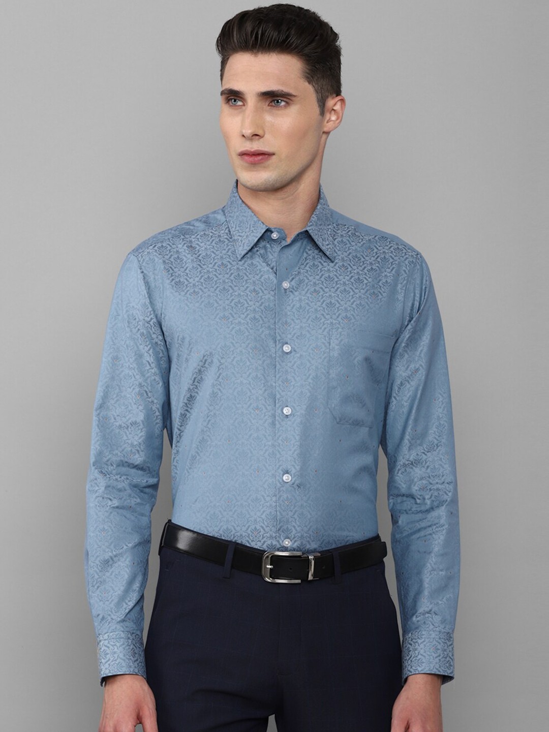 

Louis Philippe Men Blue Floral Printed Cotton Party Shirt