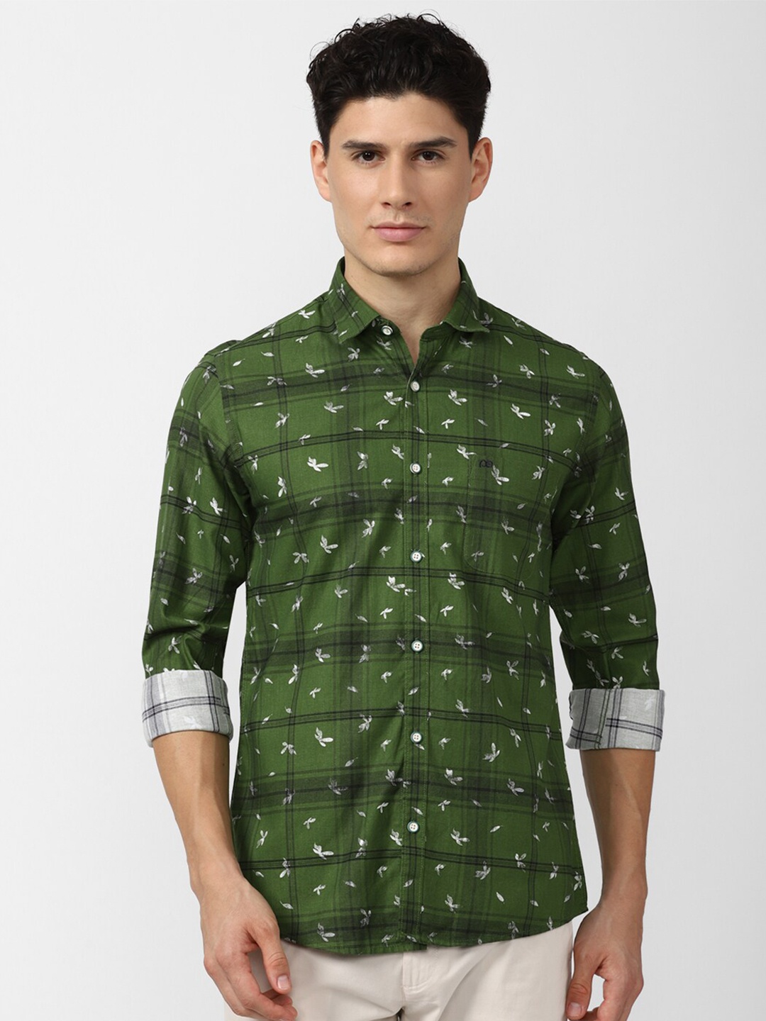 

Peter England Casuals Men Olive Green Slim Fit Printed Cotton Casual Shirt