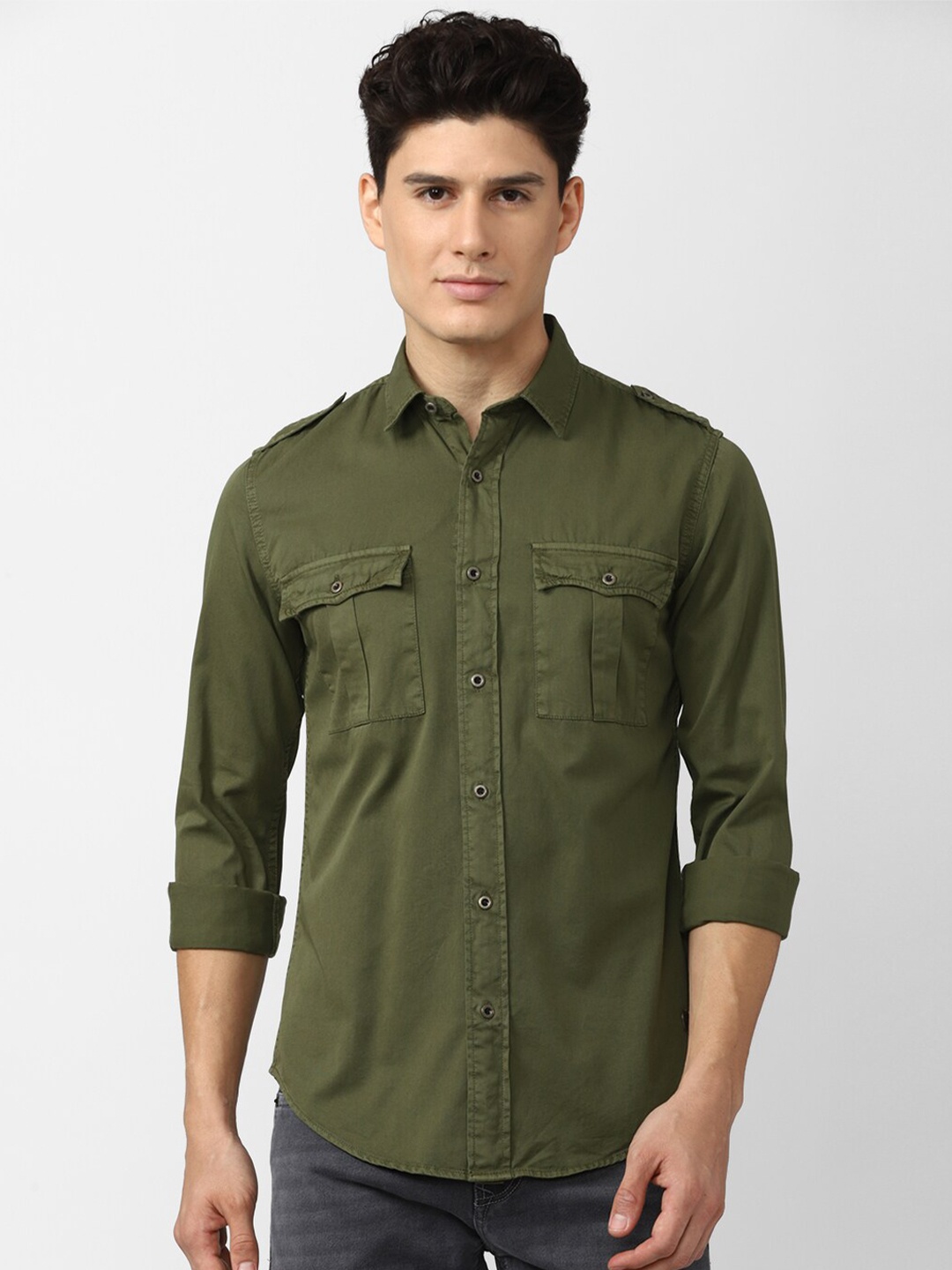 

Peter England Casuals Men Olive Green Slim Fit Casual Shirt