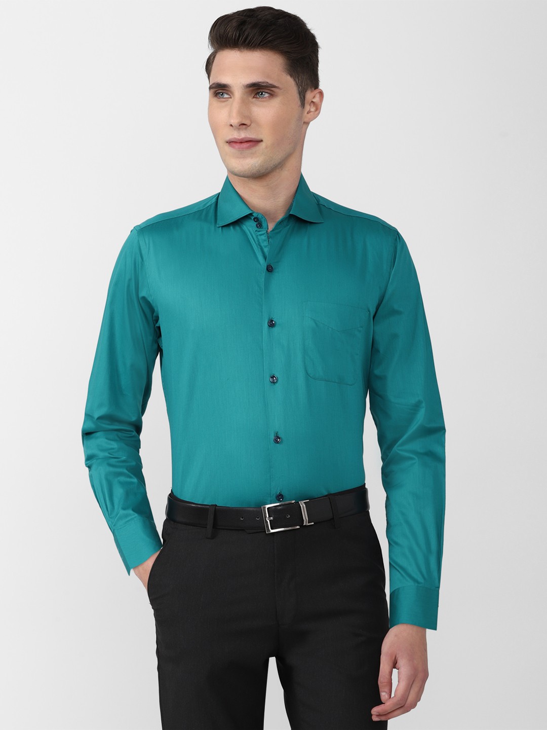 

Peter England Elite Men Green Solid Pure Cotton Formal Shirt