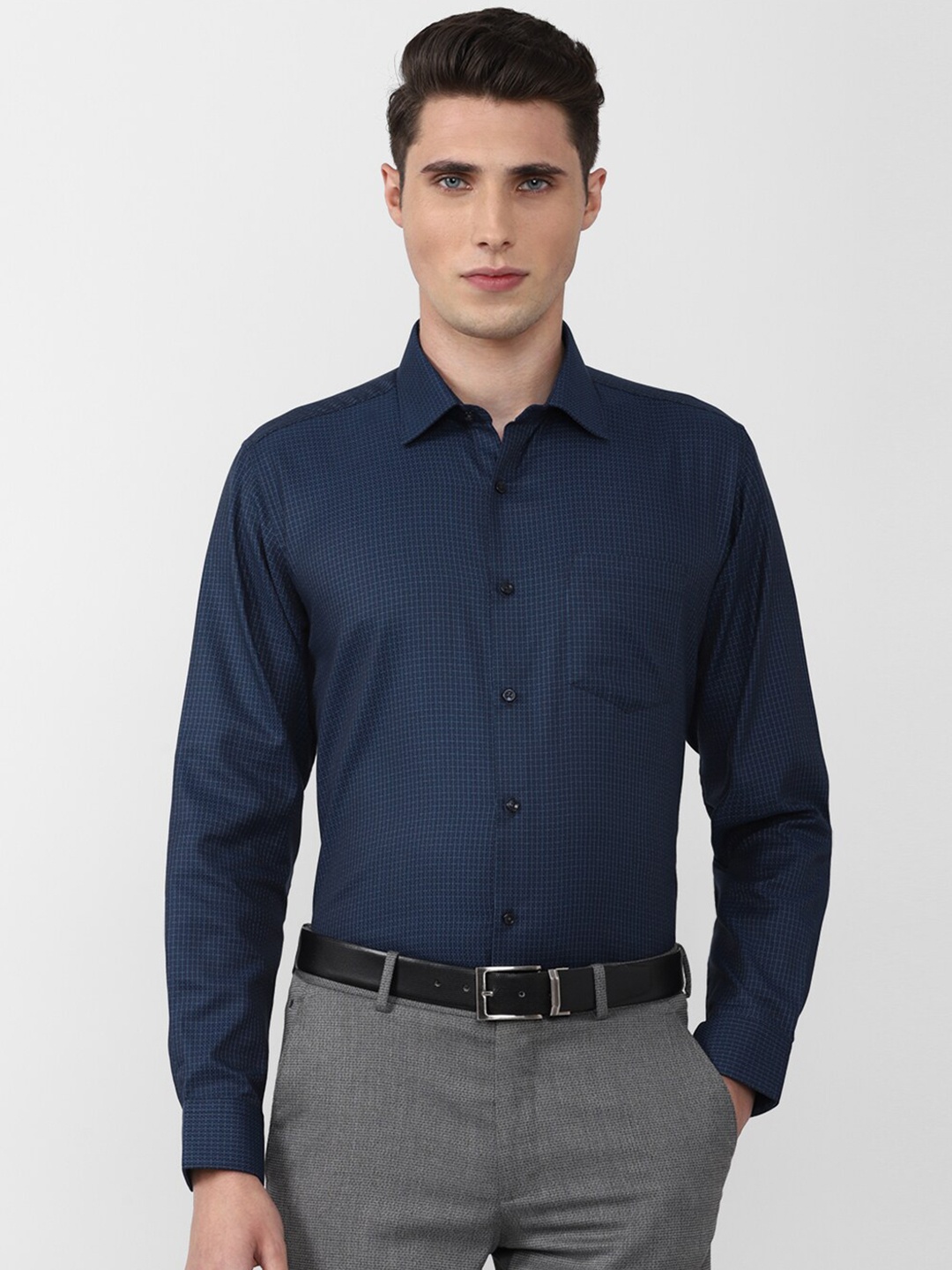 

Van Heusen Men Navy Blue Cotton Formal Shirt