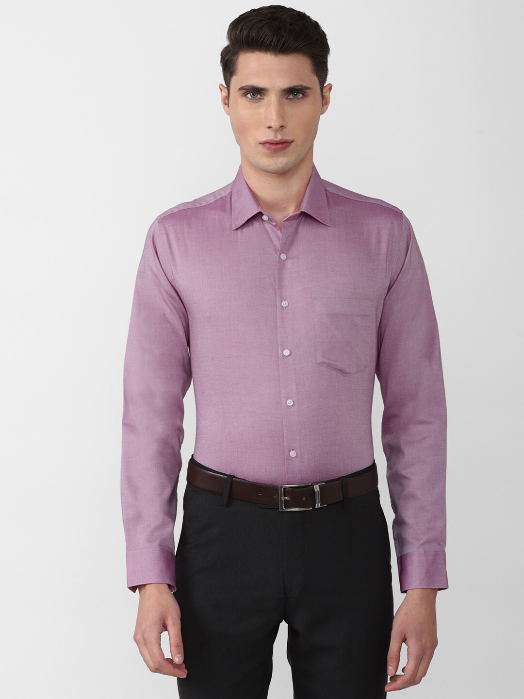 

Van Heusen Durapress Men Purple Slim Fit Pure Cotton Wrinkle Resistant & Easy Care Formal Shirt